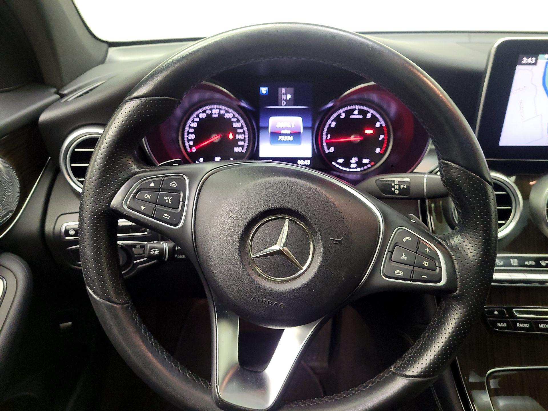Thumbnail: 2017 Mercedes-Benz GLC - 10