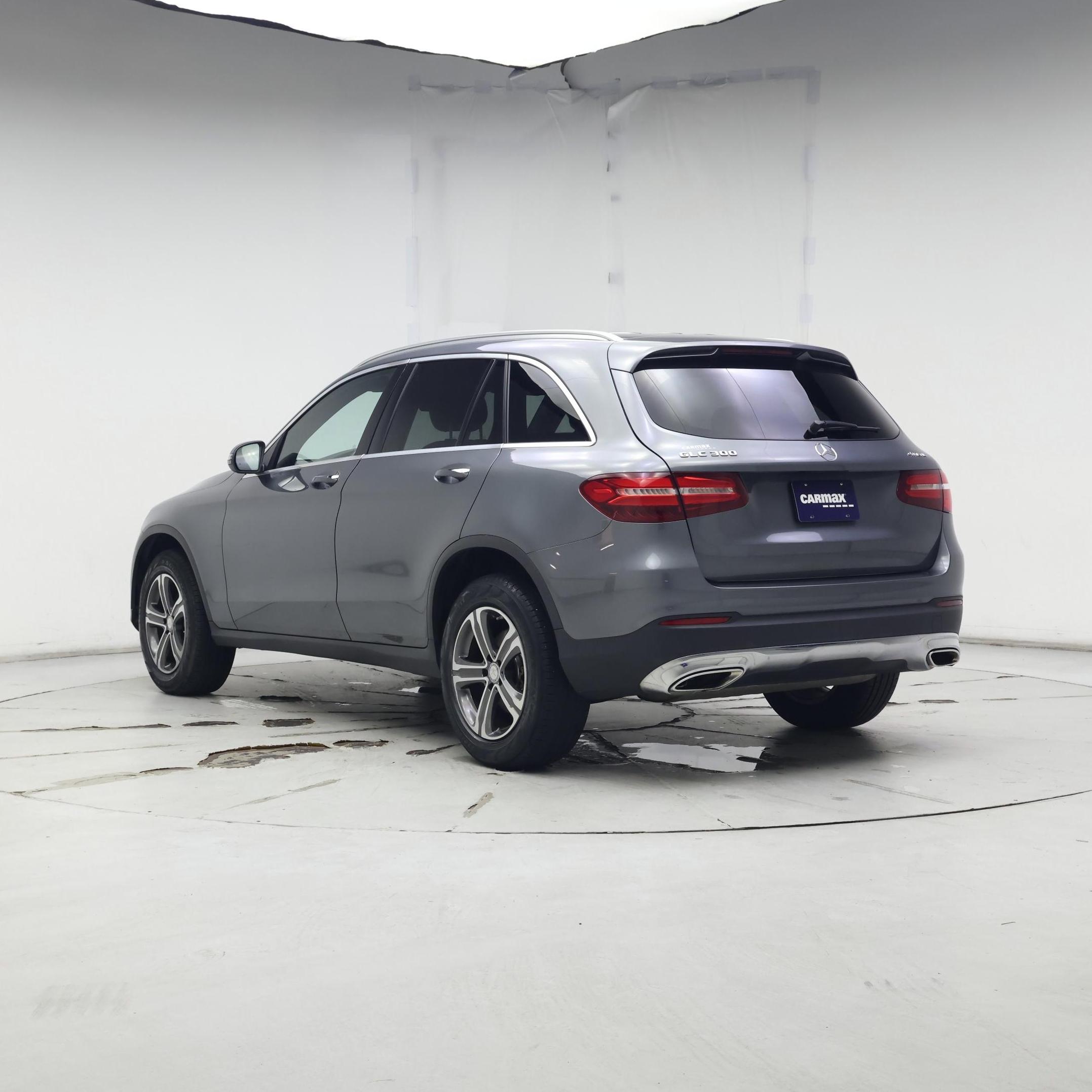 Thumbnail: 2017 Mercedes-Benz GLC - 2