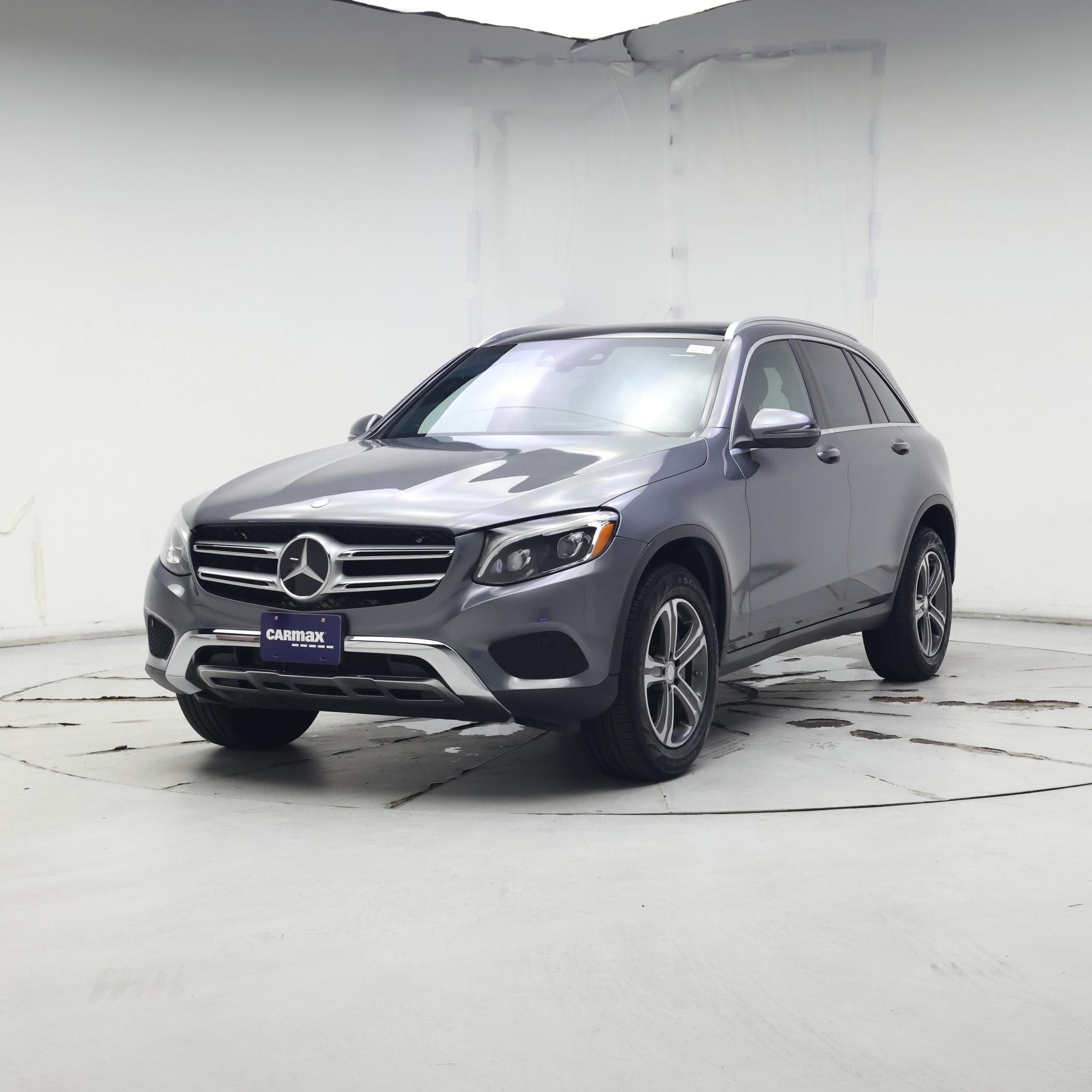 Thumbnail: 2017 Mercedes-Benz GLC - 4