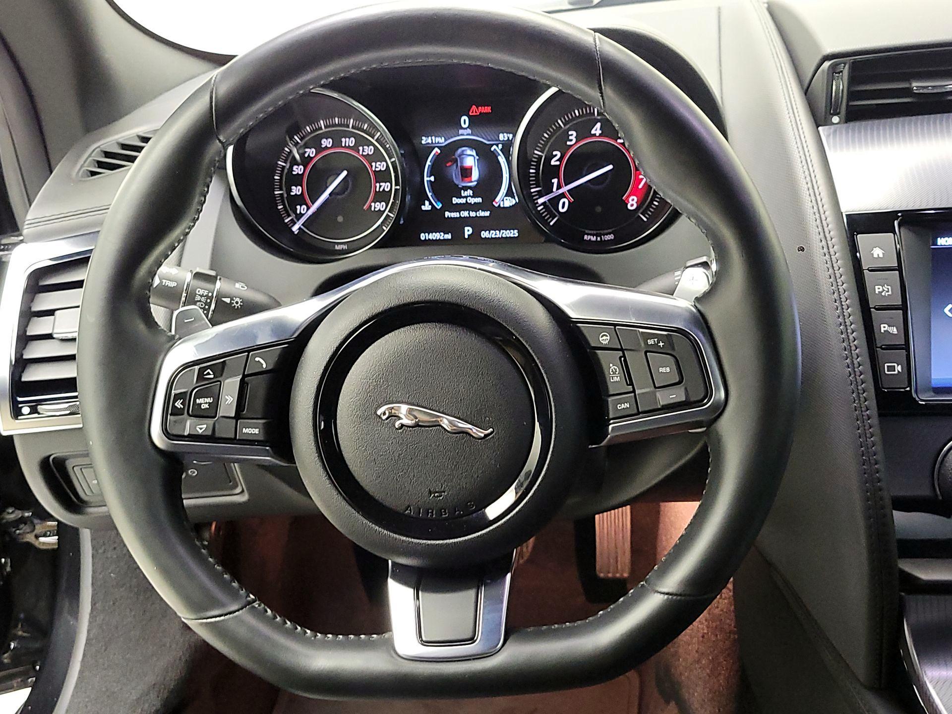 Thumbnail: 2018 Jaguar F-Type - 10
