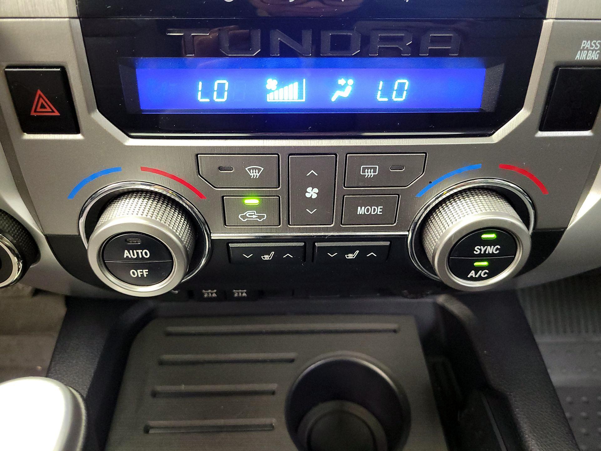 Thumbnail: 2021 Toyota Tundra - 17