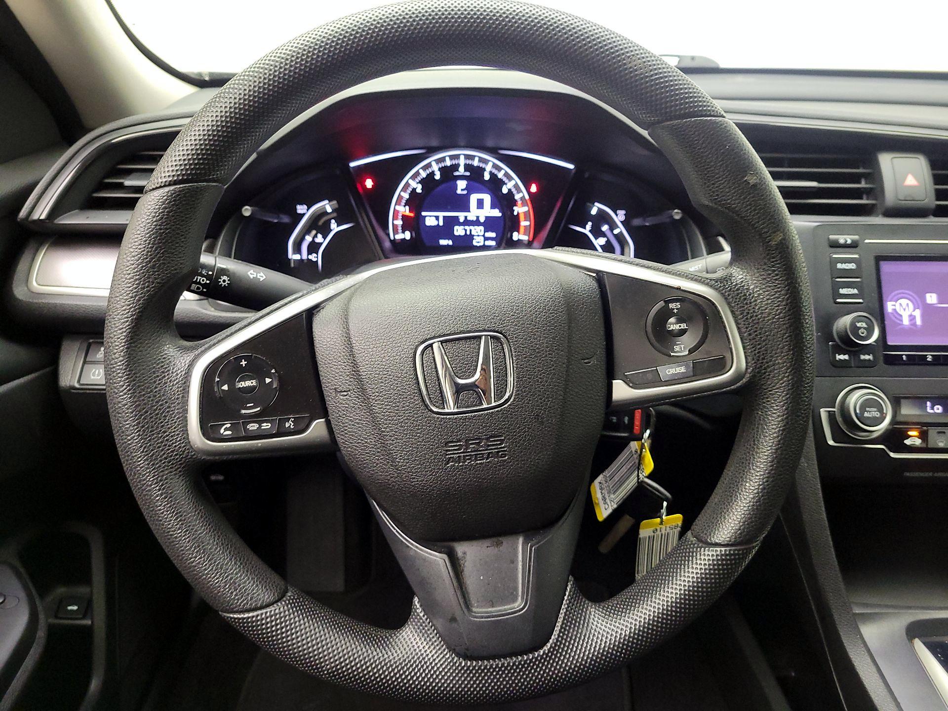 Thumbnail: 2016 Honda Civic - 10