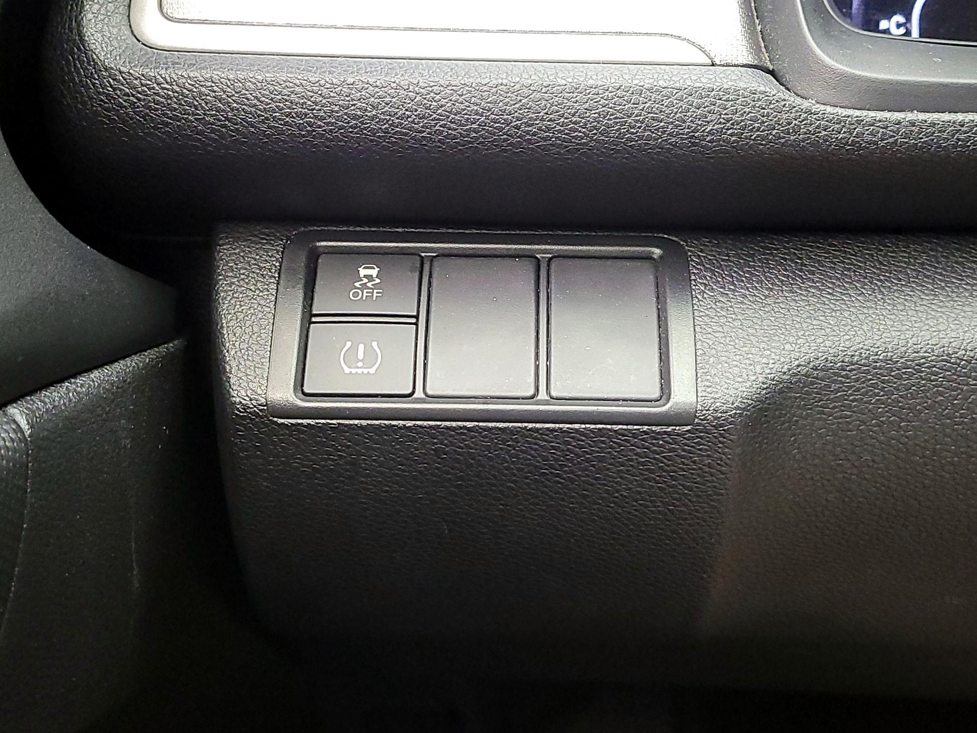 Thumbnail: 2016 Honda Civic - 13