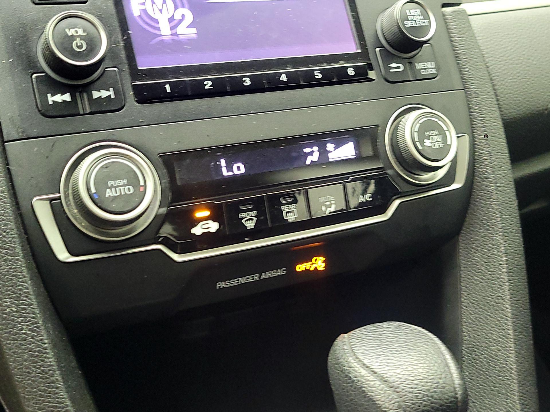 Thumbnail: 2016 Honda Civic - 16