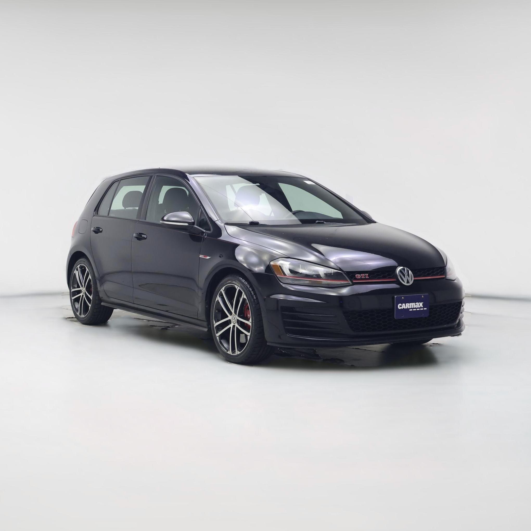 Thumbnail: 2017 Volkswagen Golf - 1