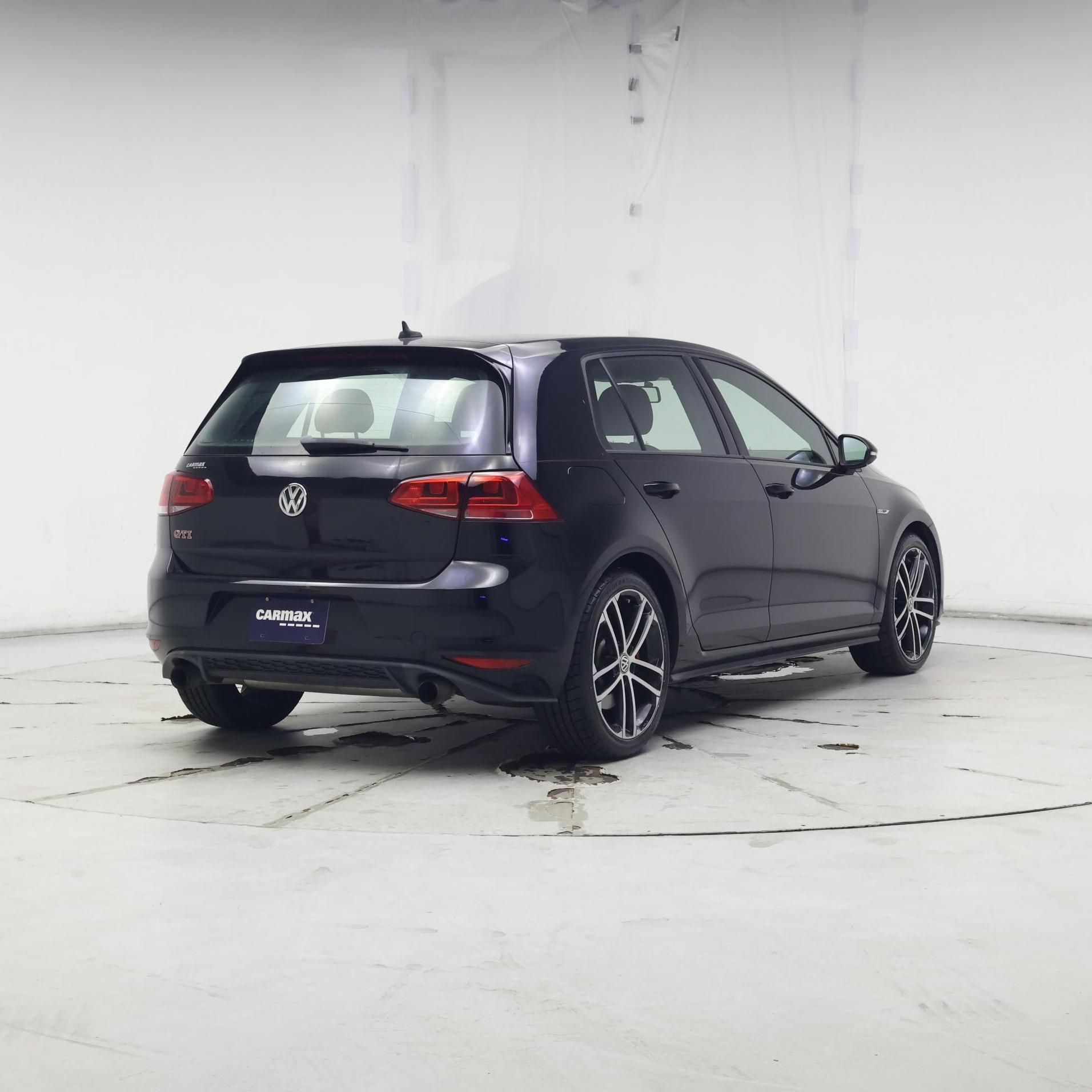 Thumbnail: 2017 Volkswagen Golf - 8