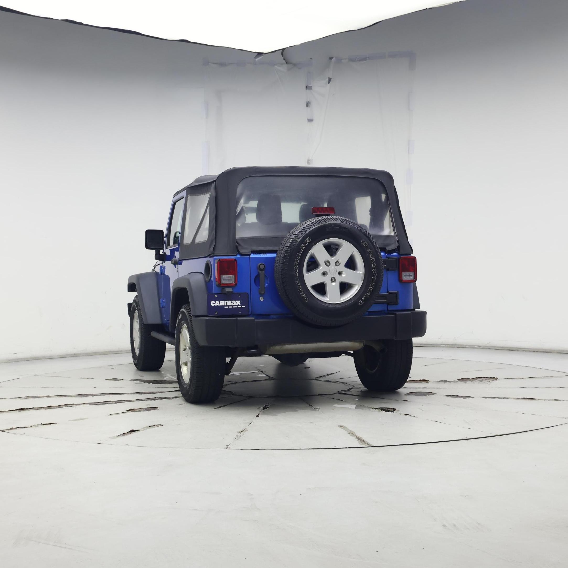 Thumbnail: 2016 Jeep Wrangler - 6