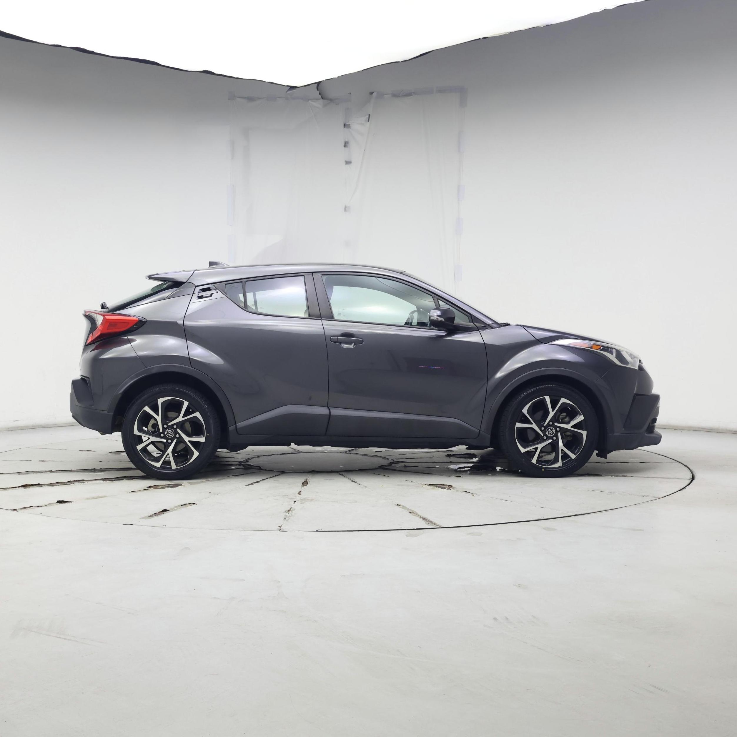 Thumbnail: 2018 Toyota C-HR - 7