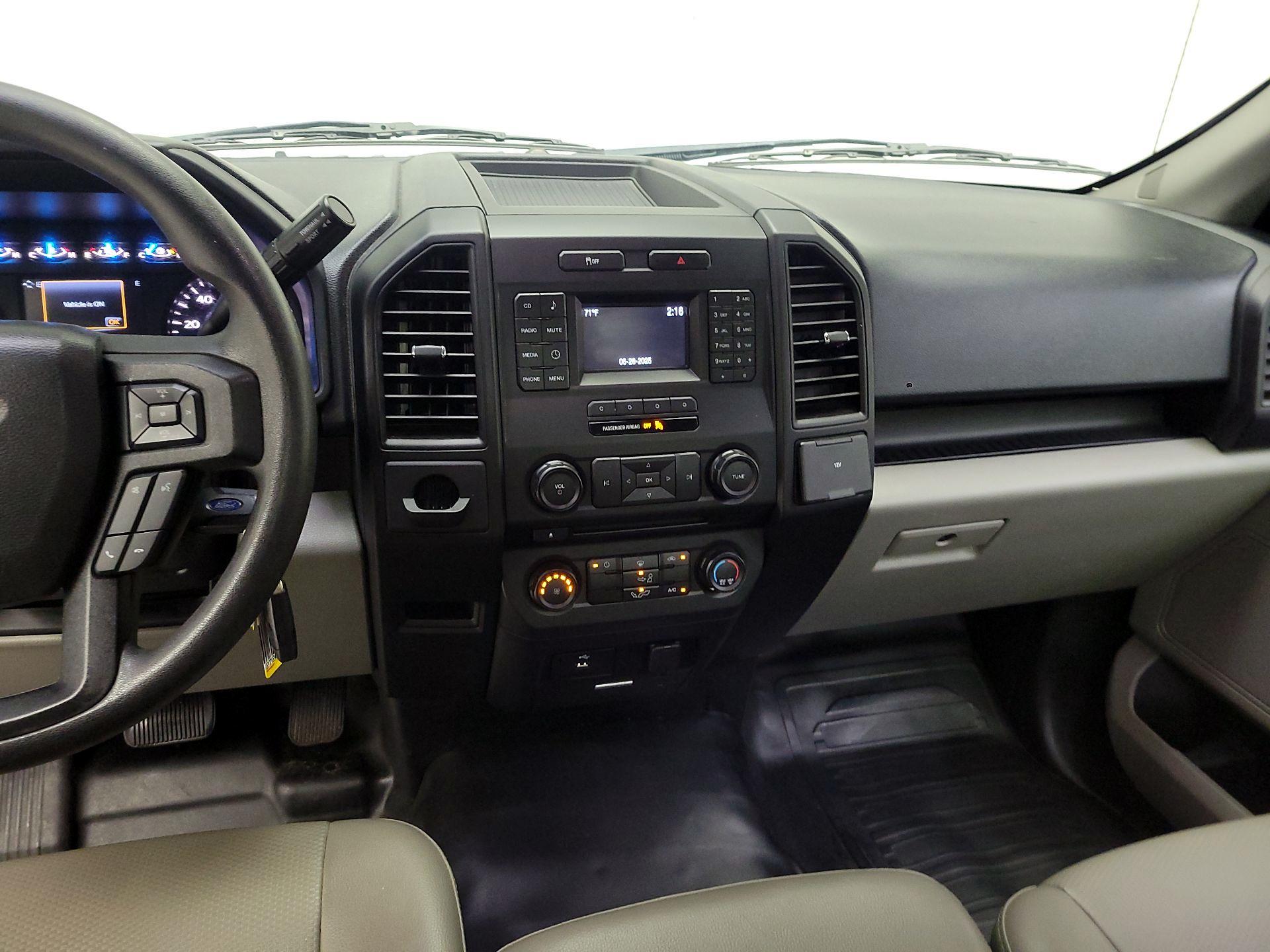 Thumbnail: 2017 Ford F-150 - 9