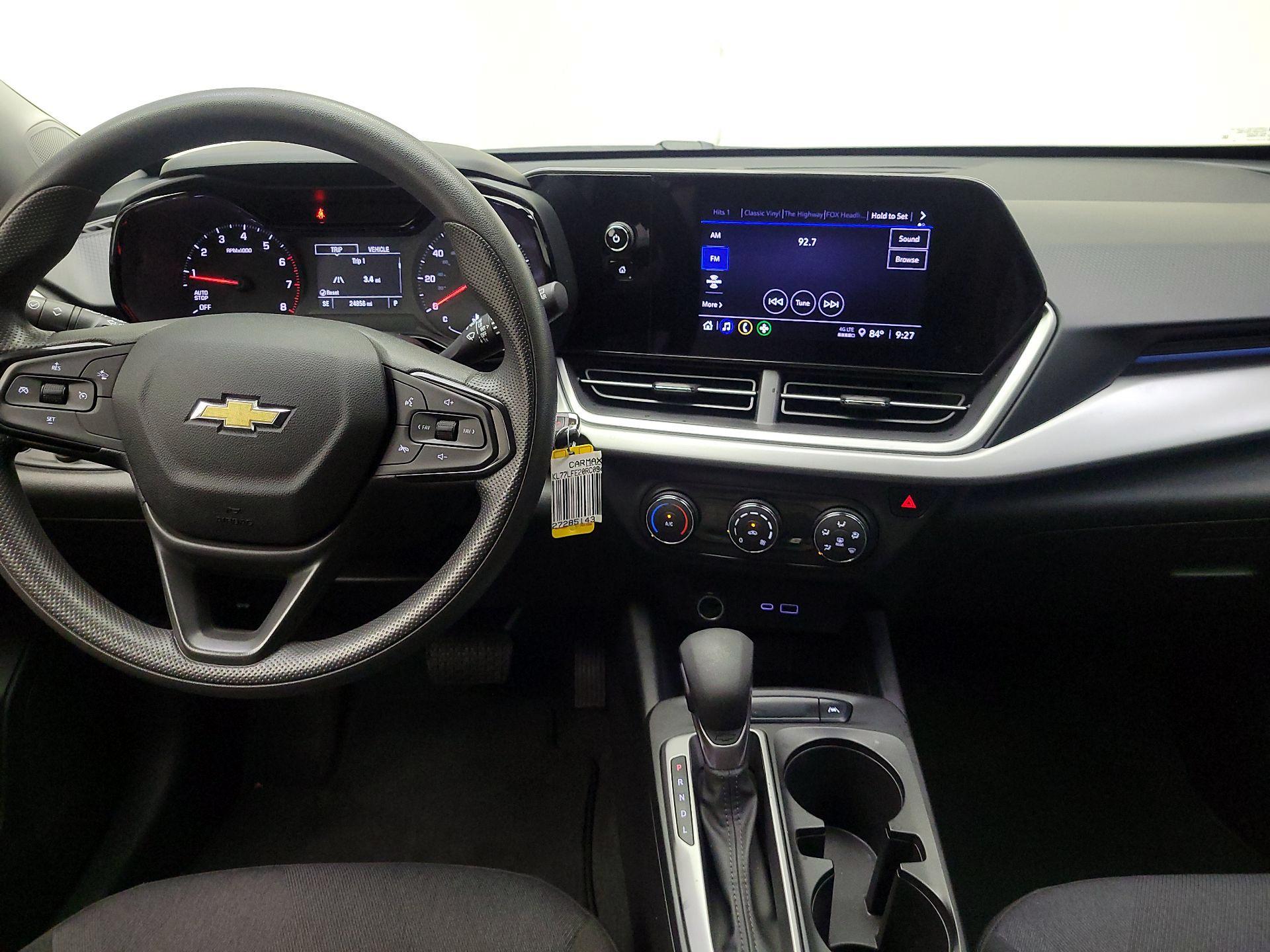 Thumbnail: 2024 Chevrolet Trax - 9