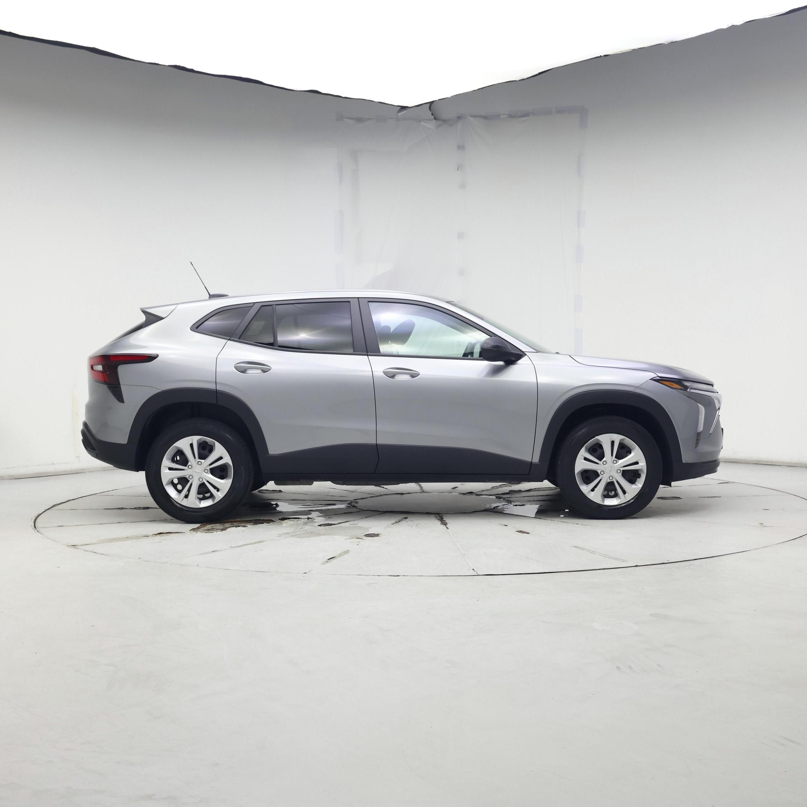 Thumbnail: 2024 Chevrolet Trax - 7