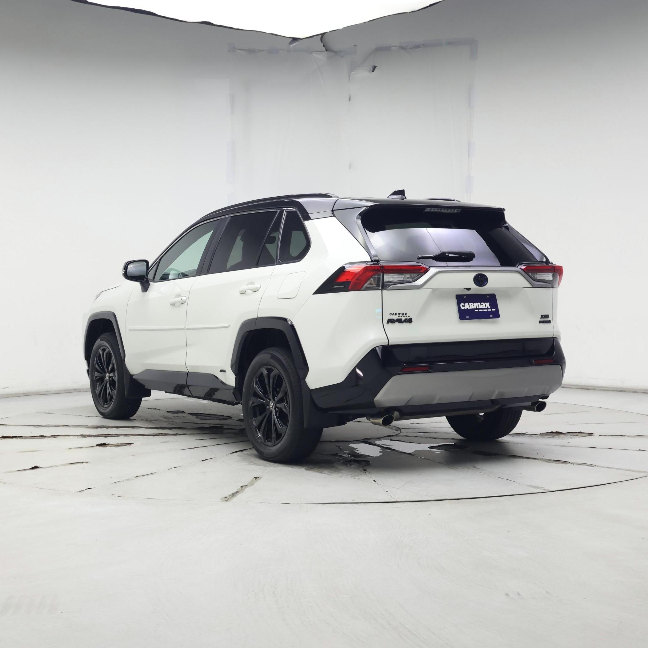 Thumbnail: 2022 Toyota RAV4 - 2