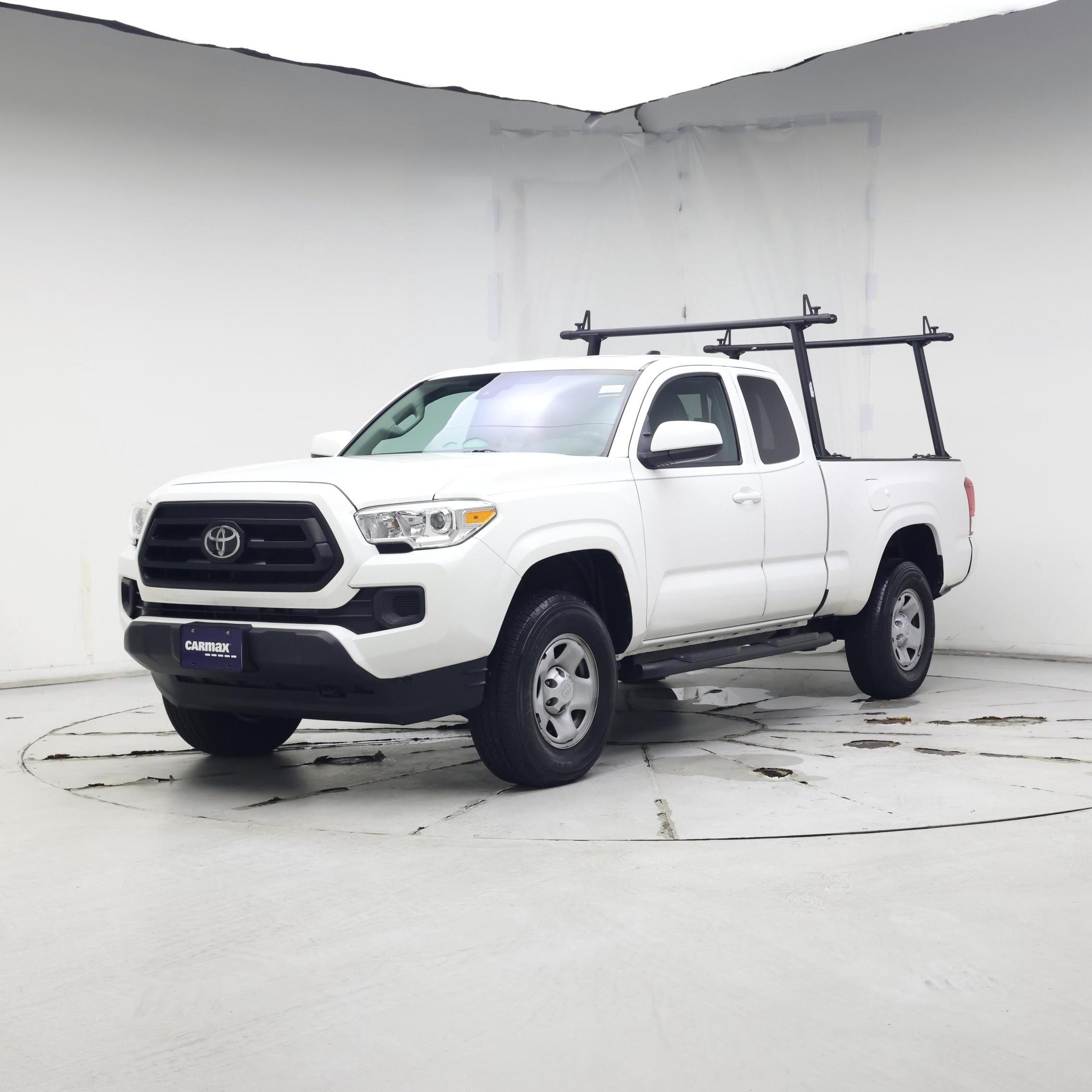 Thumbnail: 2020 Toyota Tacoma - 4
