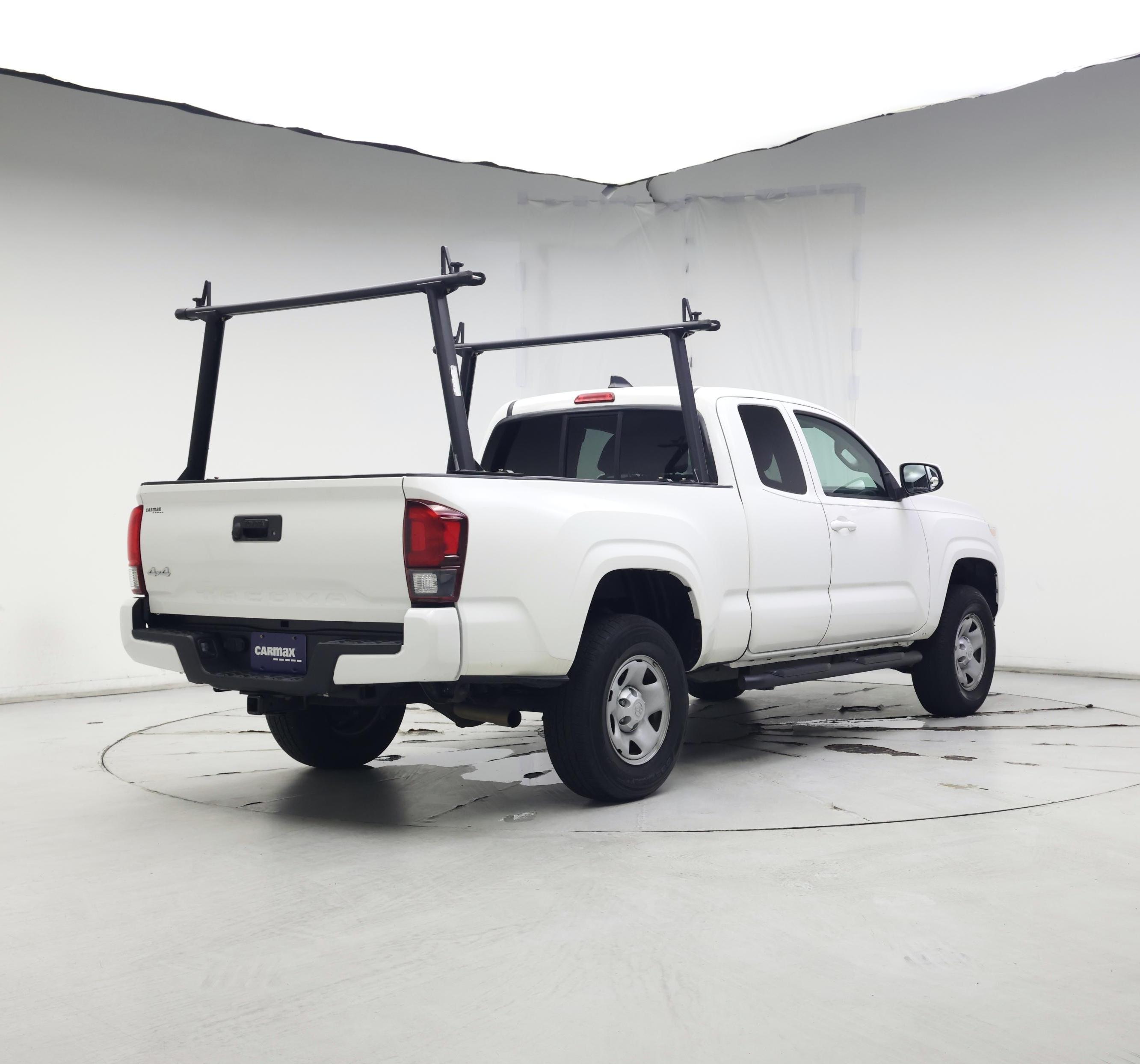 Thumbnail: 2020 Toyota Tacoma - 8
