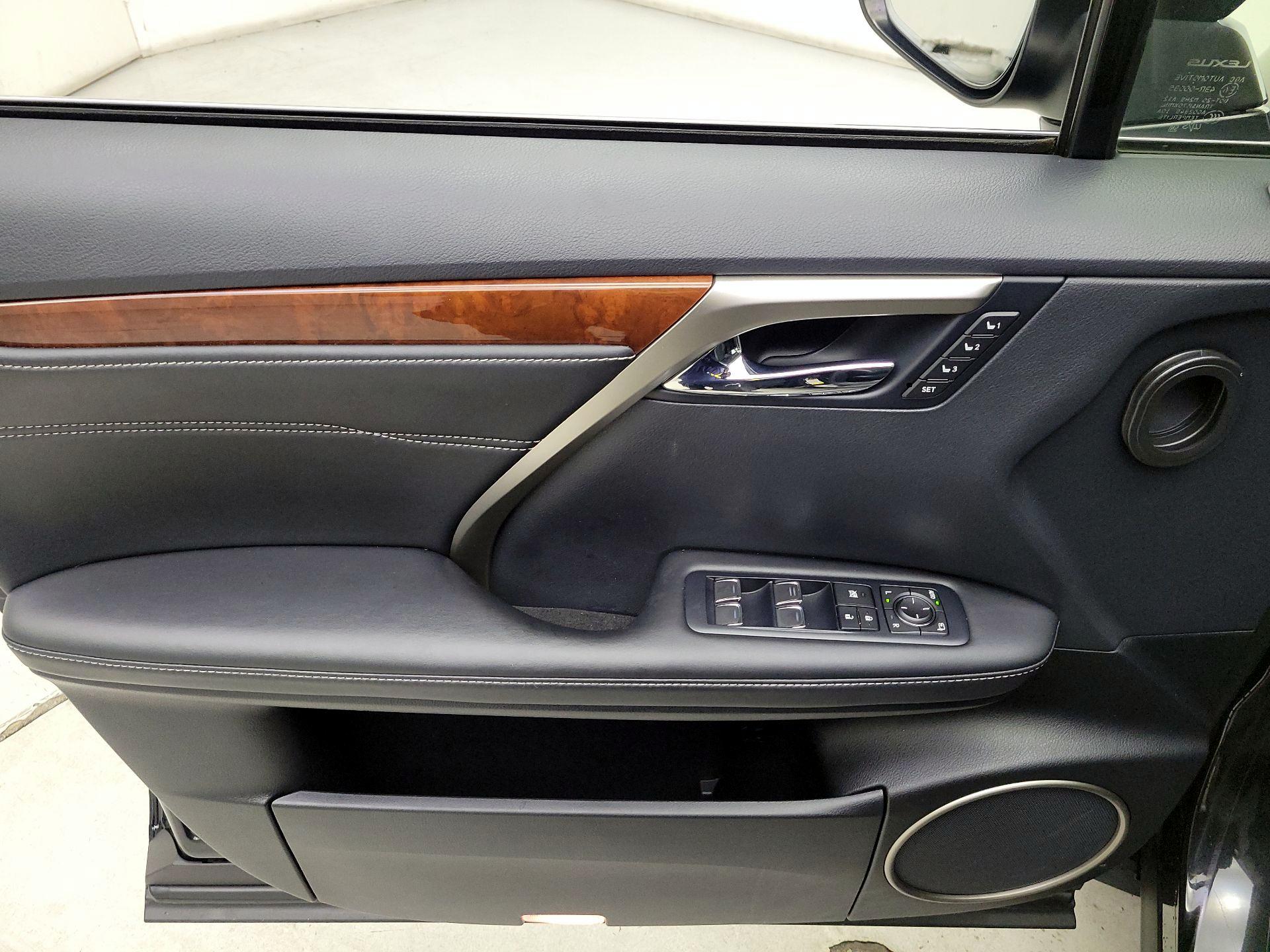 Thumbnail: 2019 Lexus RX - 12