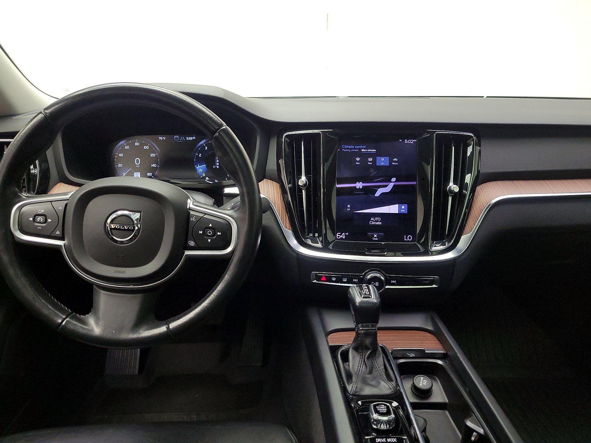 Thumbnail: 2021 Volvo S60 - 9