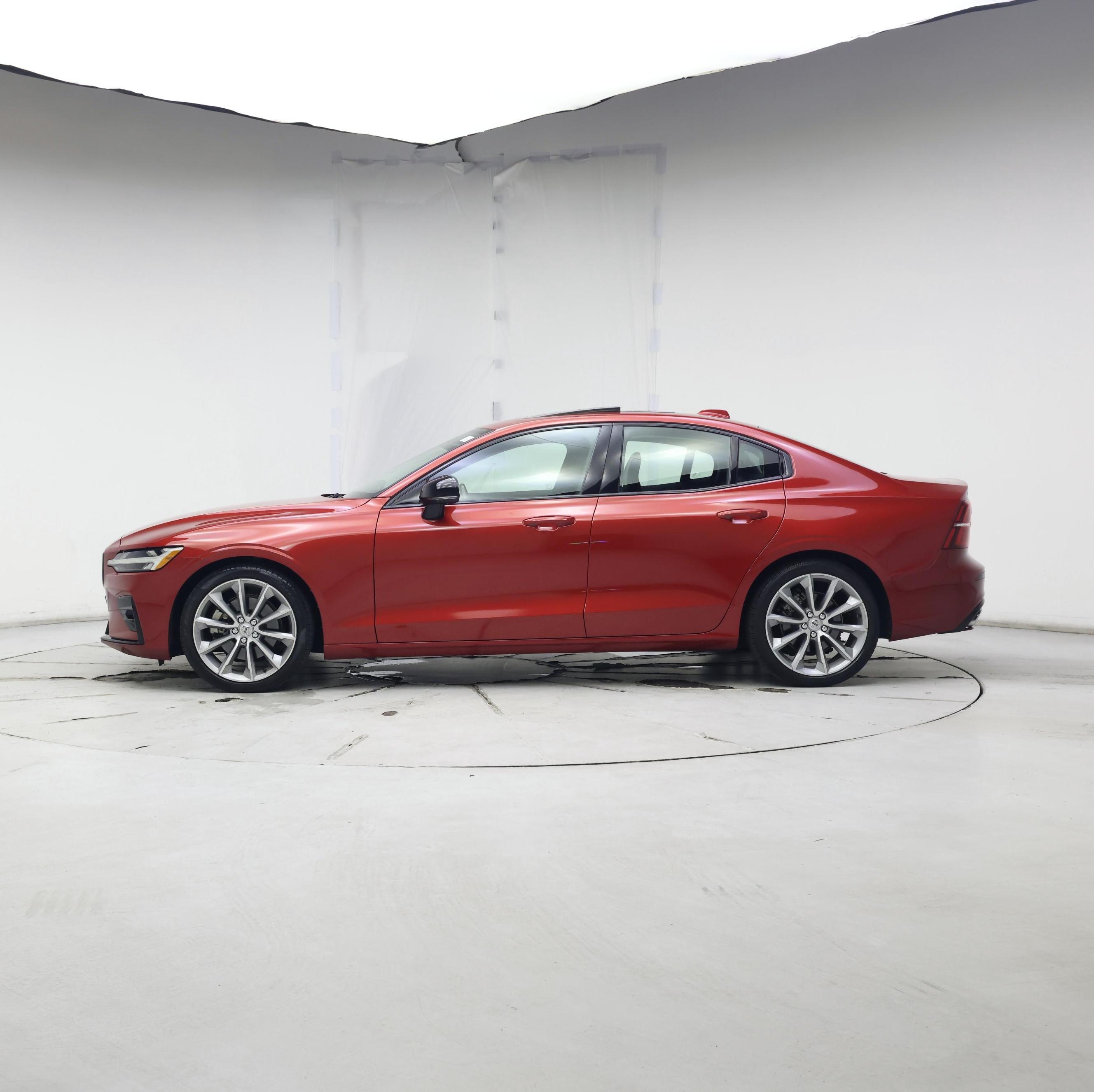 Thumbnail: 2021 Volvo S60 - 3