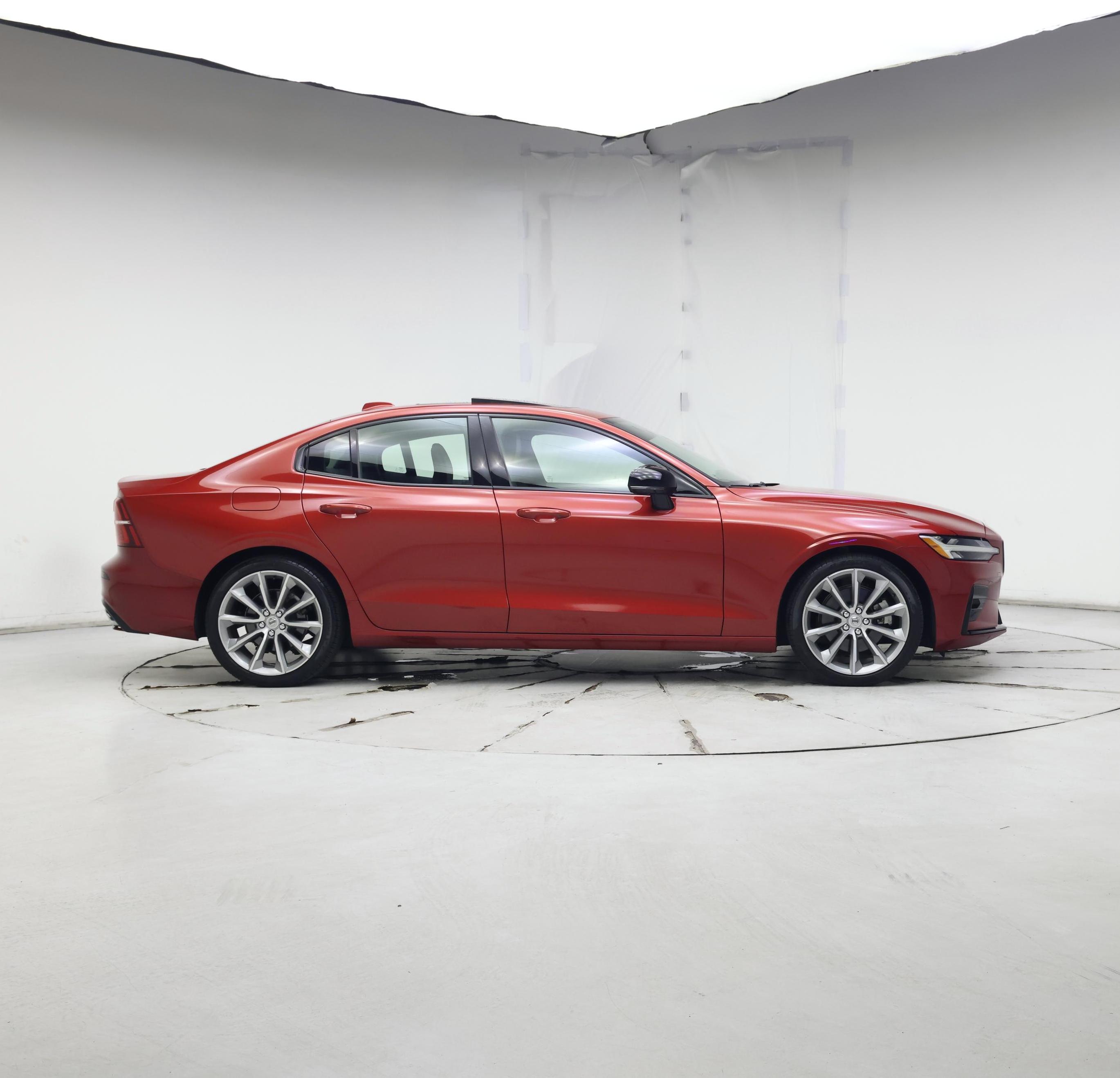 Thumbnail: 2021 Volvo S60 - 7