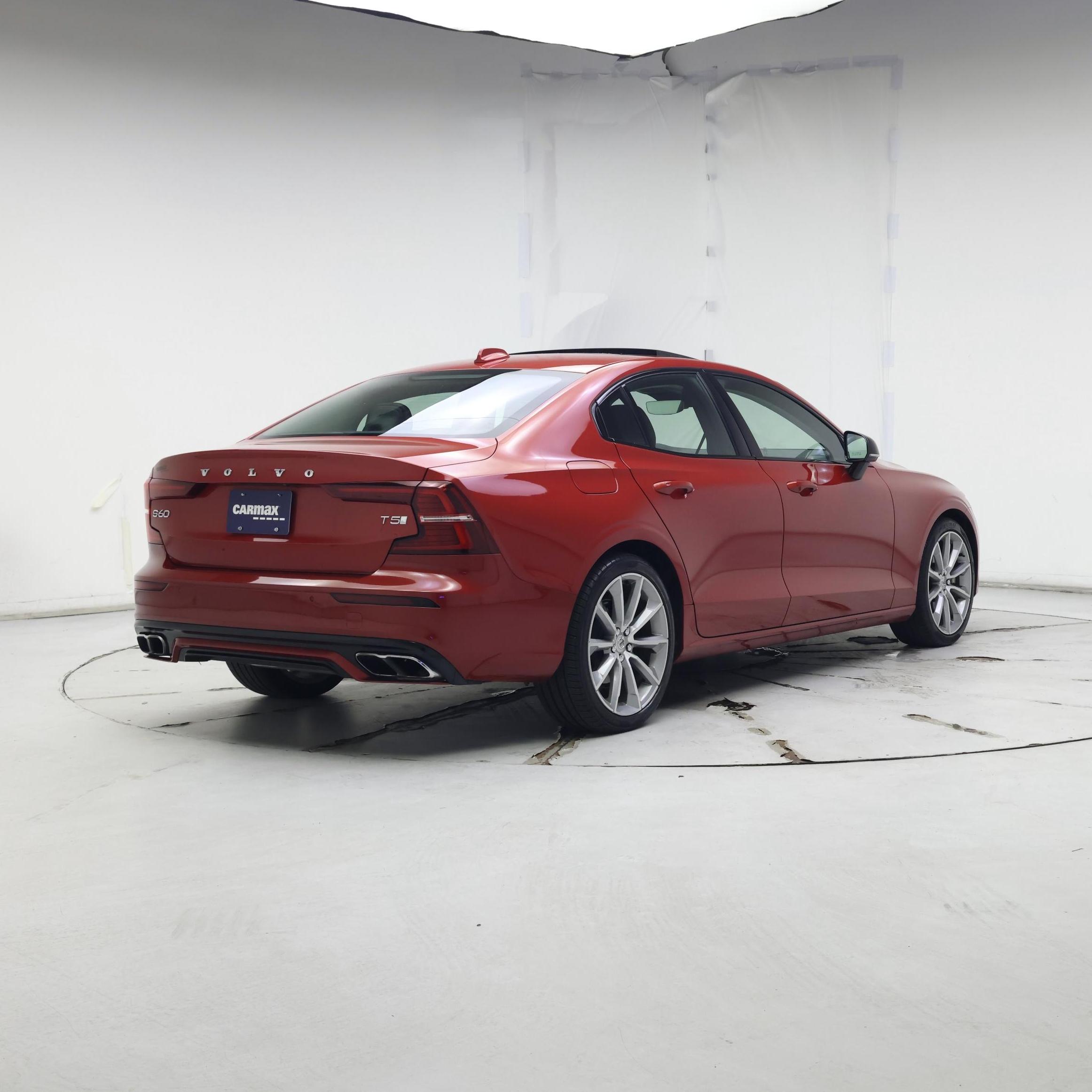 Thumbnail: 2021 Volvo S60 - 8