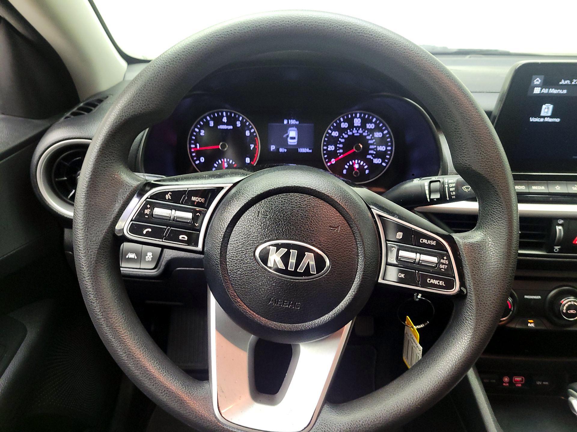 Thumbnail: 2021 Kia Forte - 10