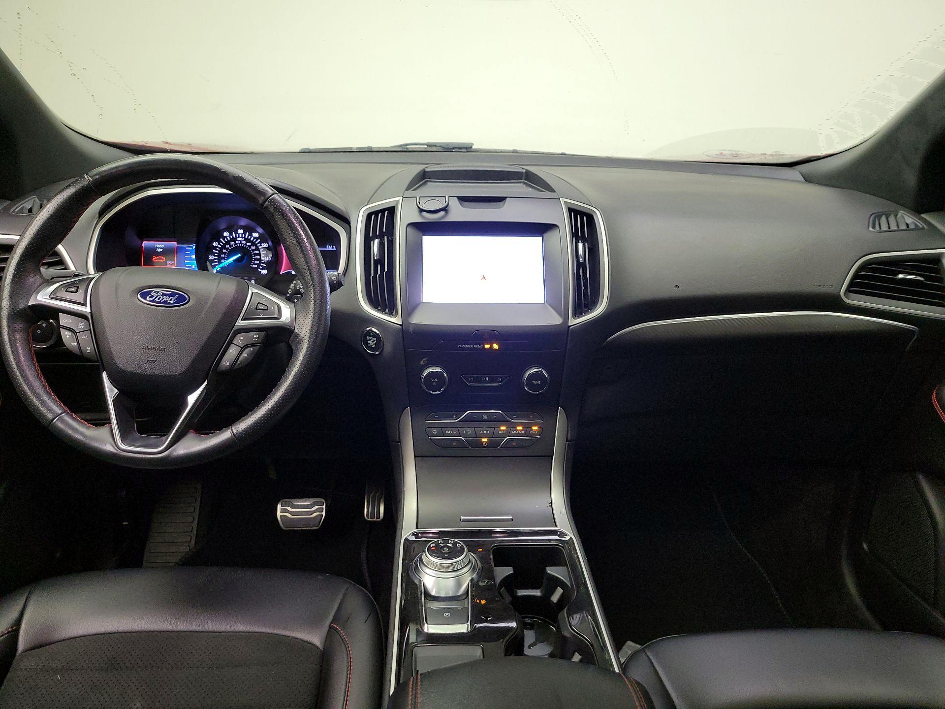 Thumbnail: 2020 Ford Edge - 9