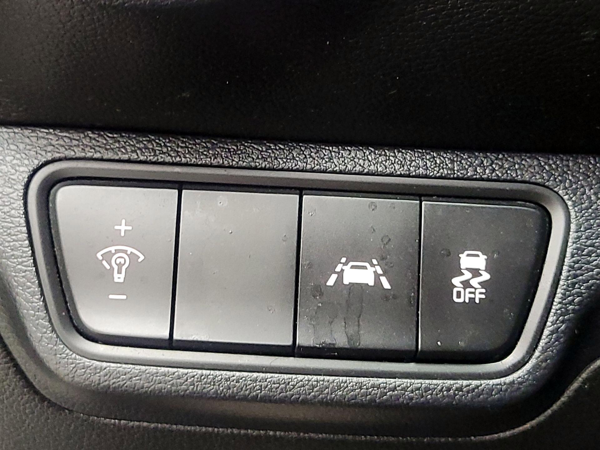 Thumbnail: 2021 Kia Forte - 13