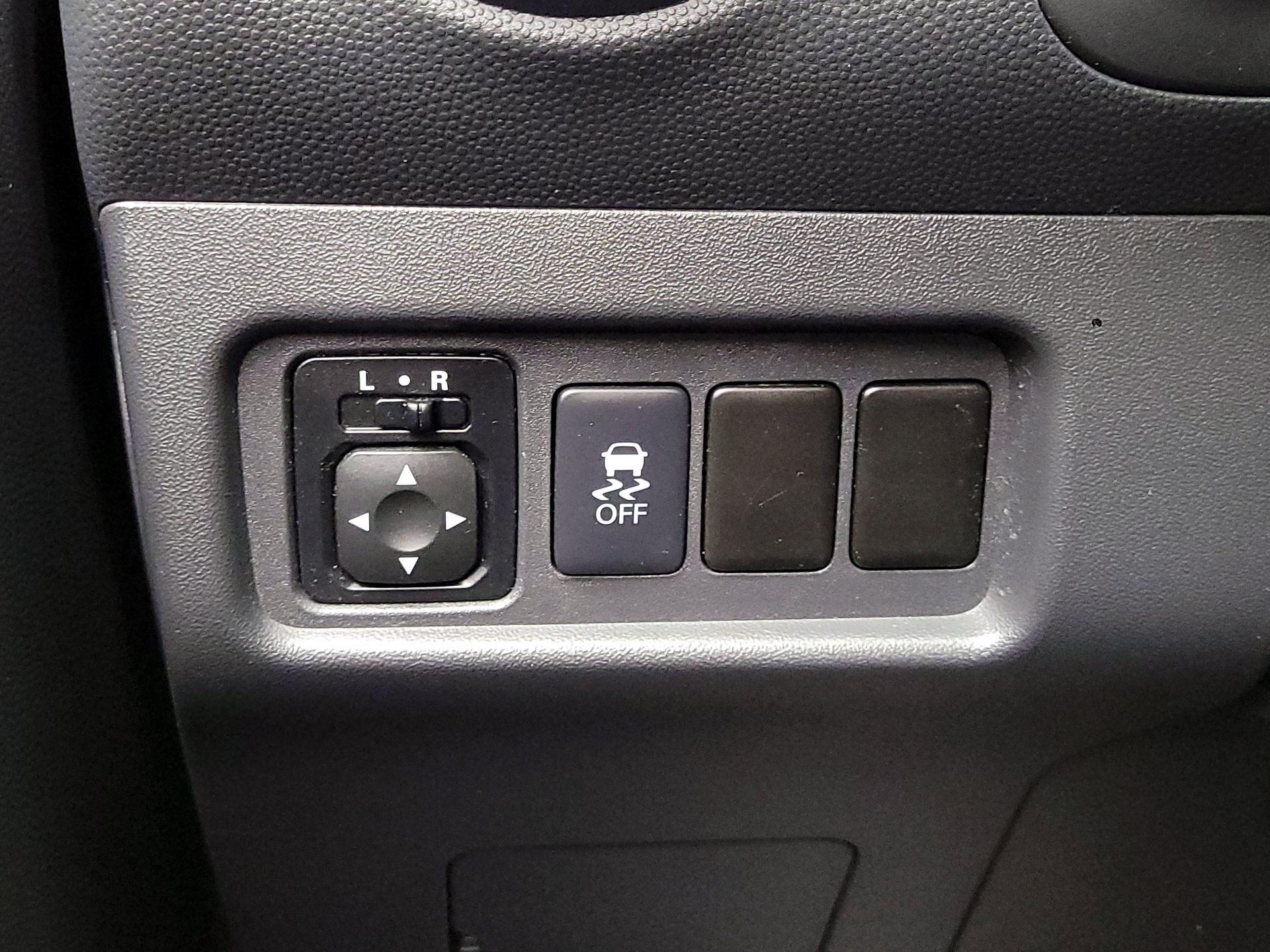 Thumbnail: 2019 Mitsubishi Mirage G4 - 13