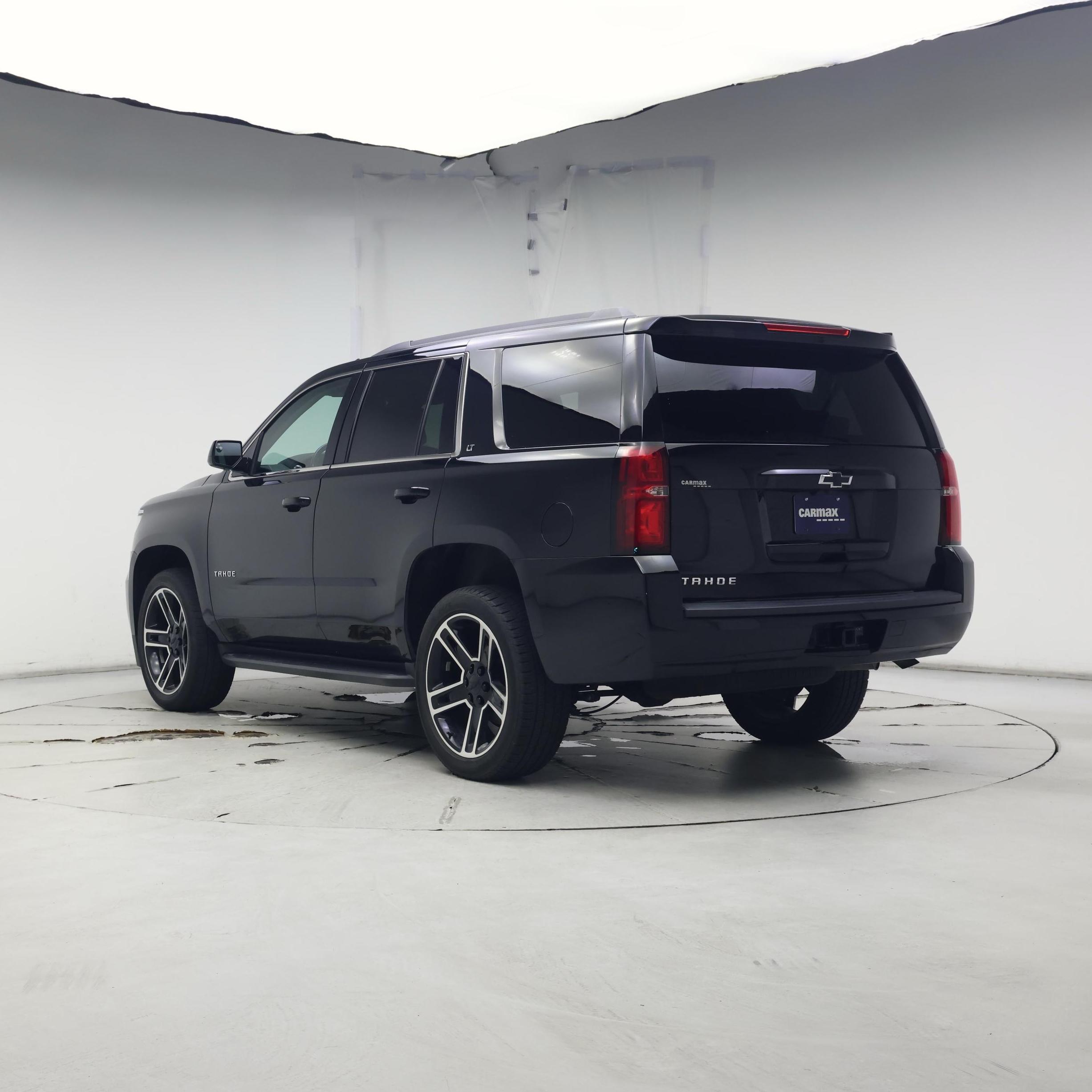 Thumbnail: 2020 Chevrolet Tahoe - 2