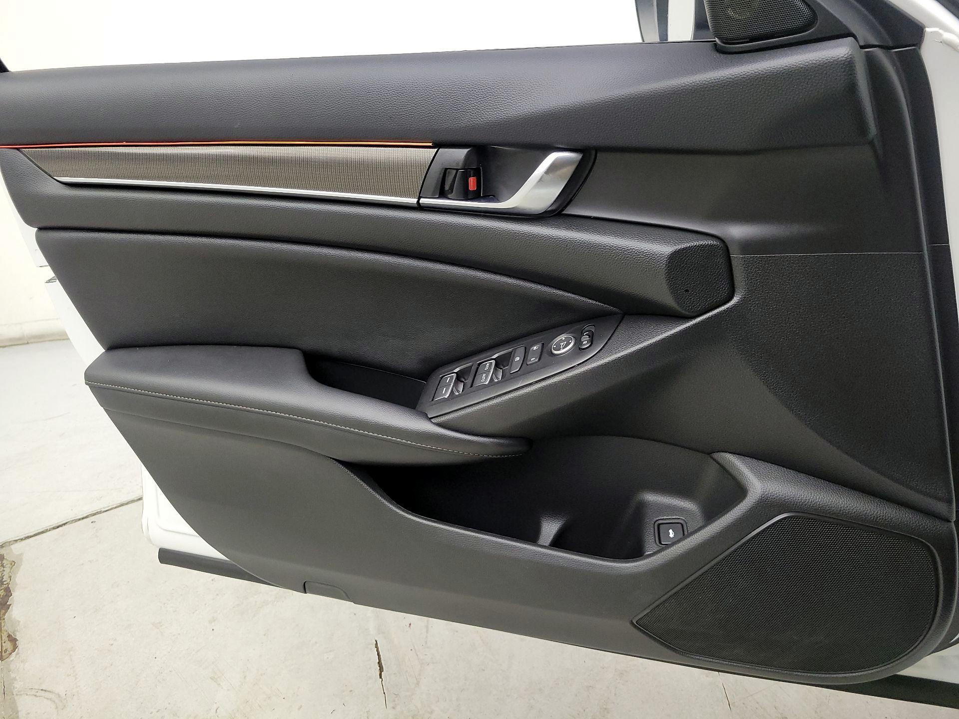 Thumbnail: 2021 Honda Accord - 12