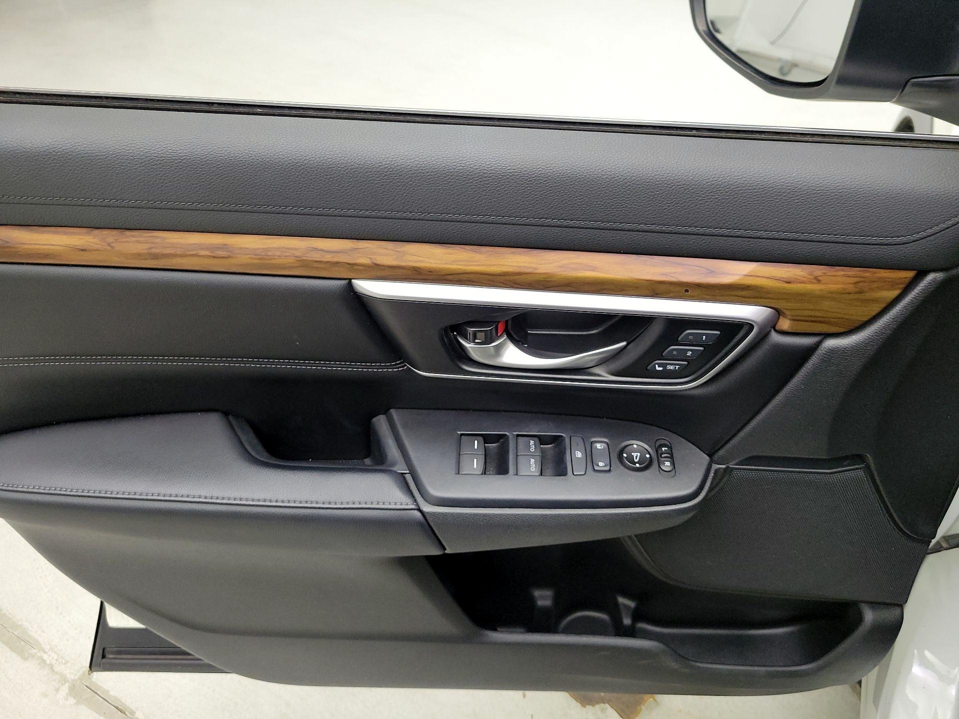 Thumbnail: 2018 Honda CR-V - 12