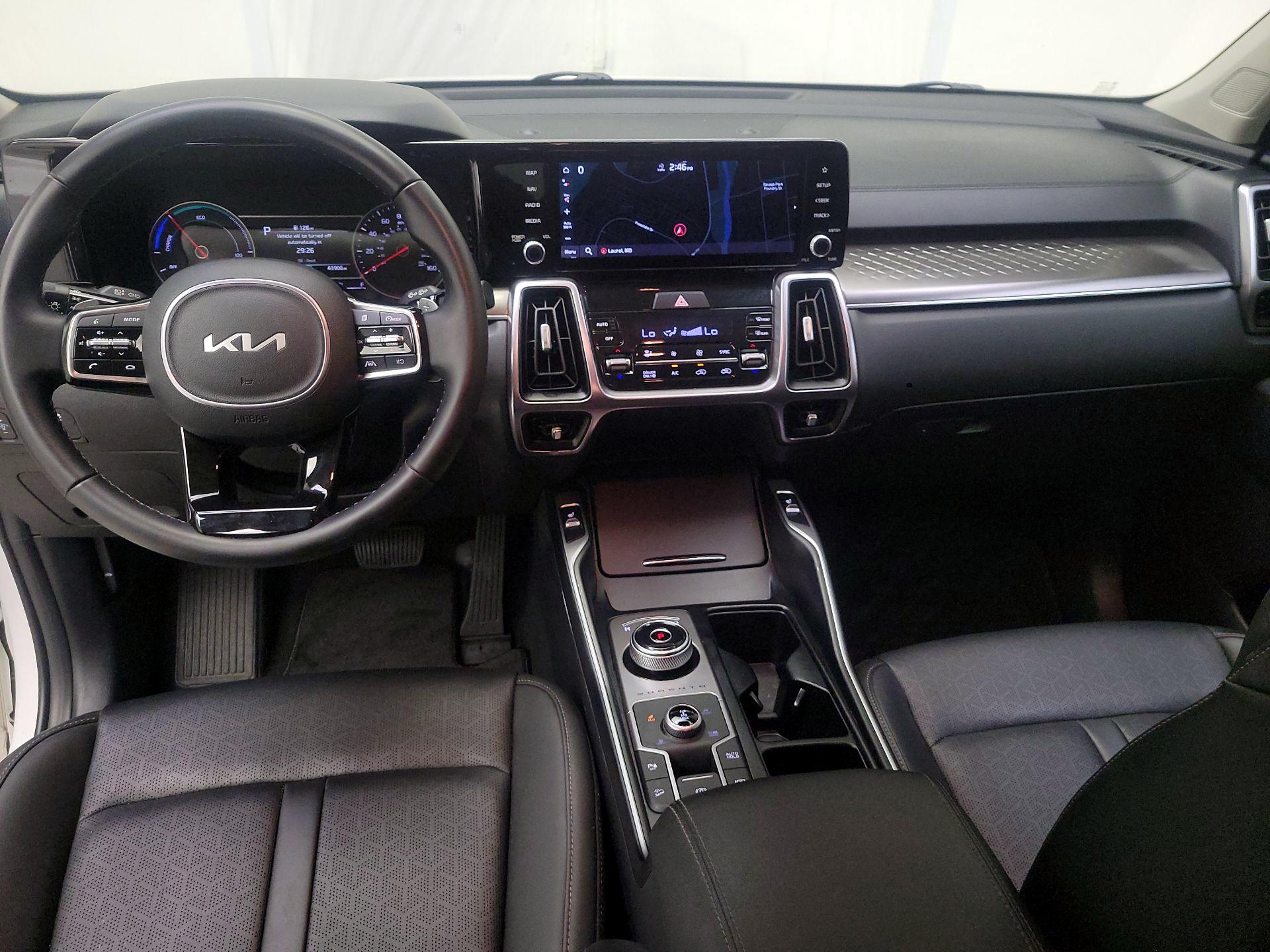 Thumbnail: 2022 Kia Sorento - 9