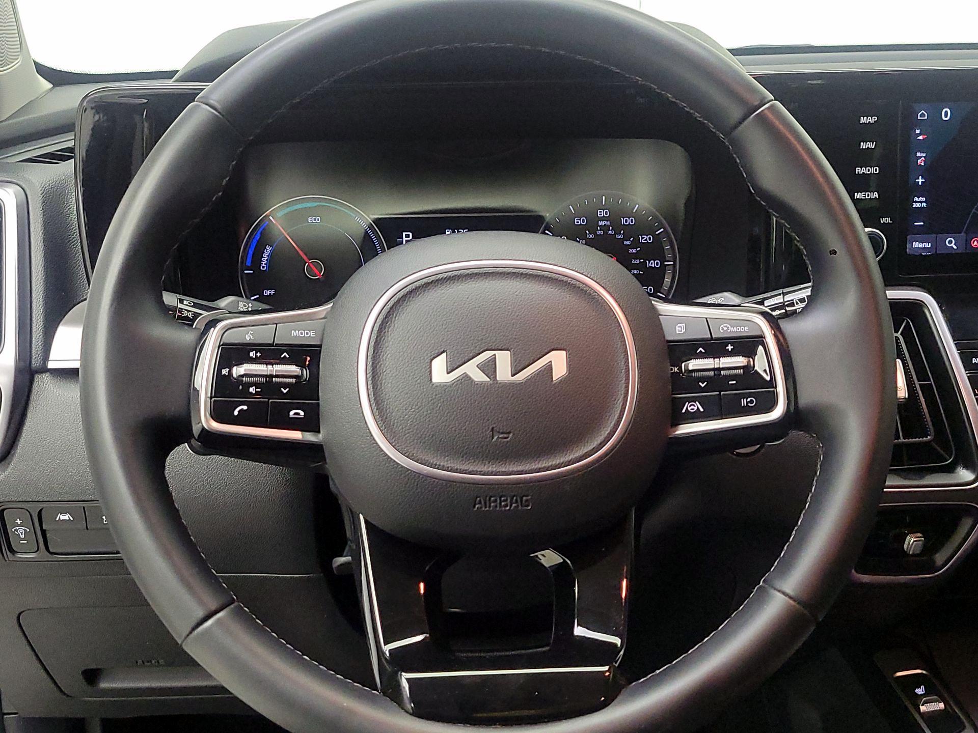 Thumbnail: 2022 Kia Sorento - 10