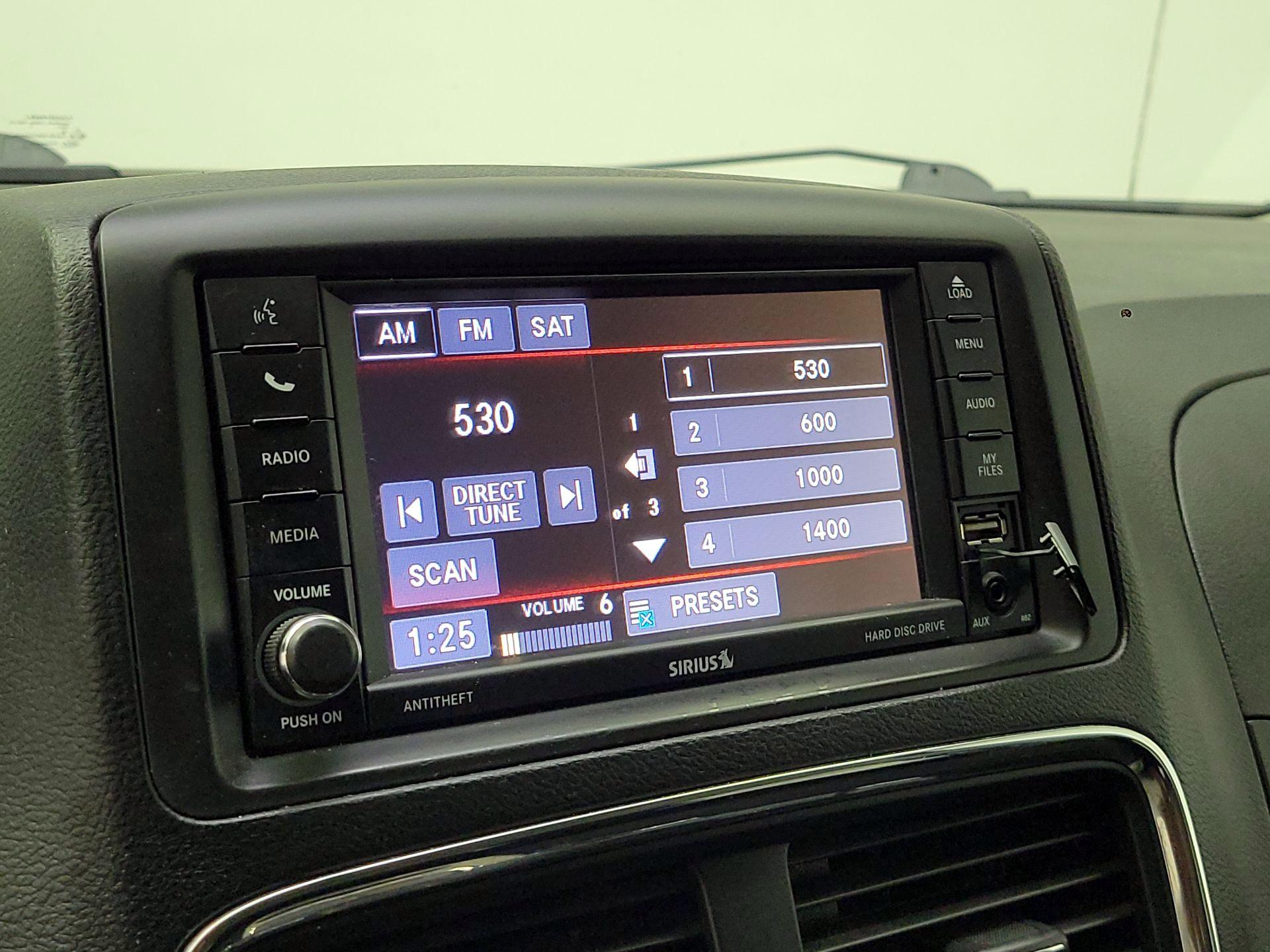 Thumbnail: 2016 Dodge Grand Caravan - 15