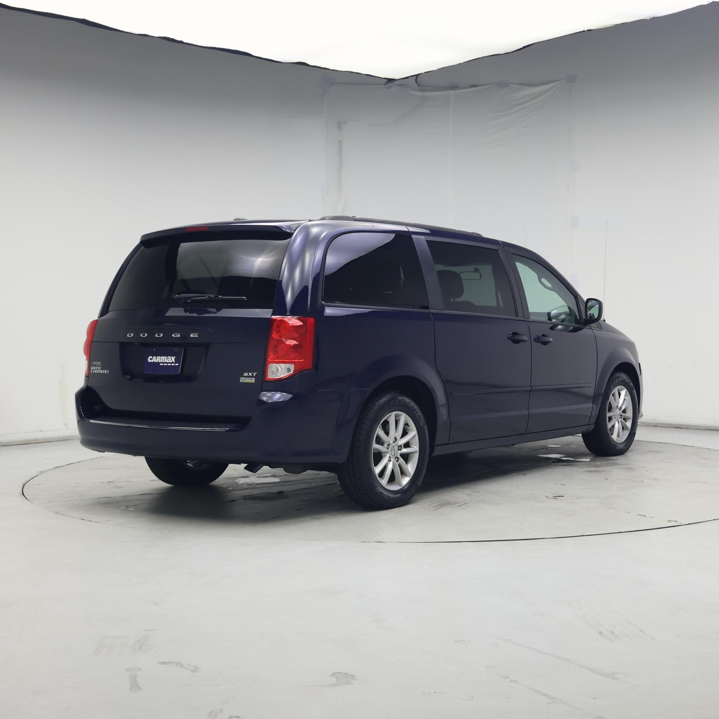 Thumbnail: 2016 Dodge Grand Caravan - 8