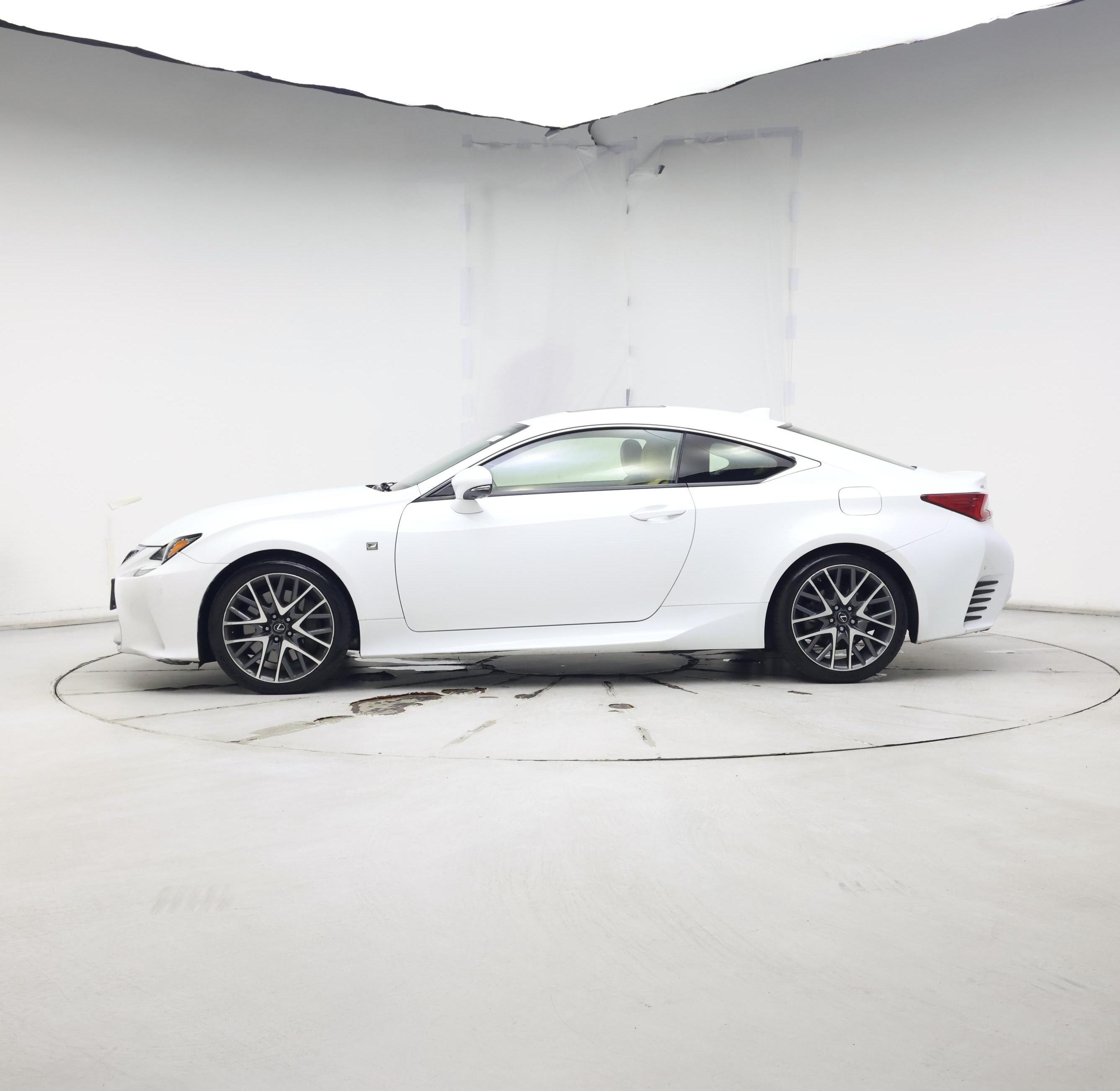 Thumbnail: 2016 Lexus RC - 3
