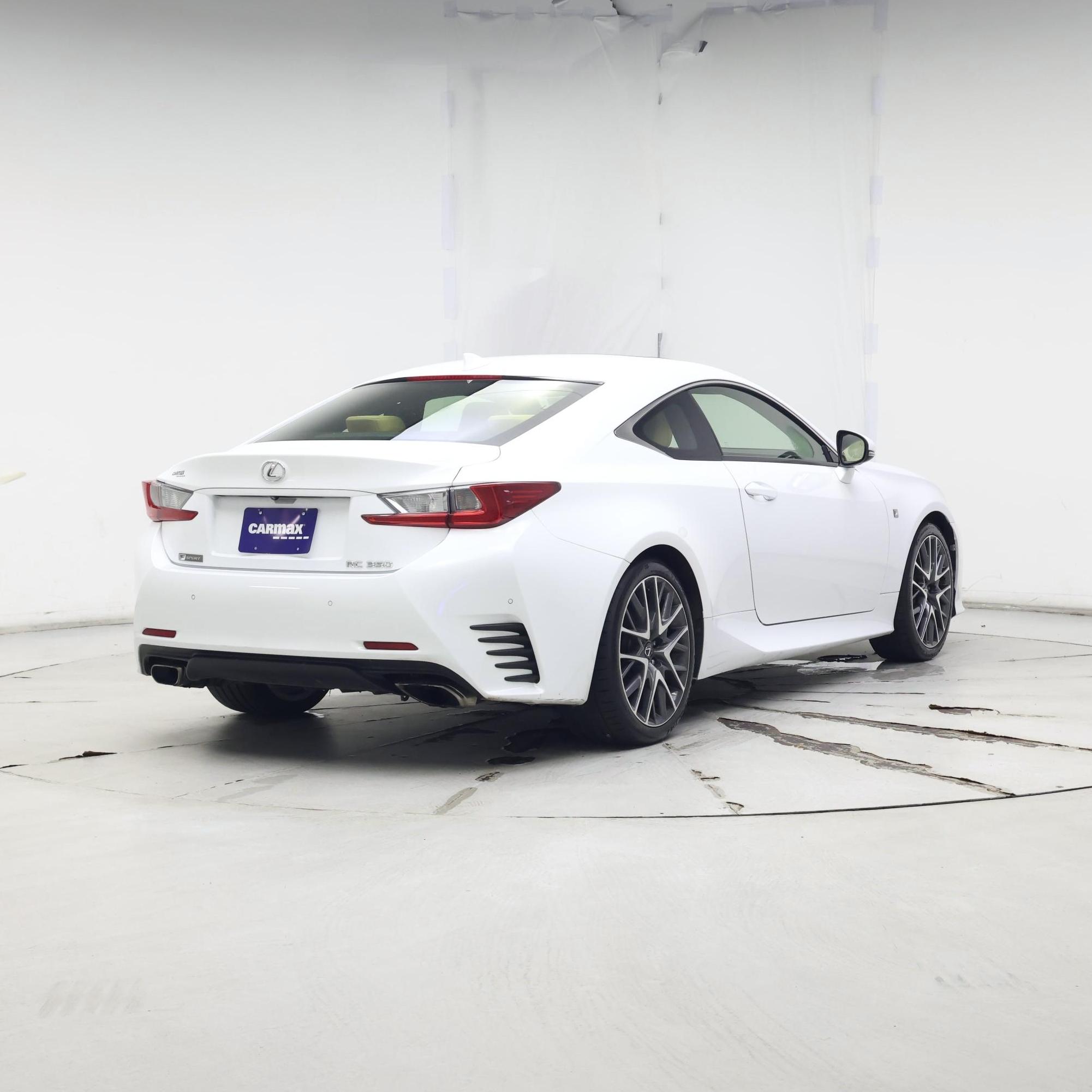 Thumbnail: 2016 Lexus RC - 8