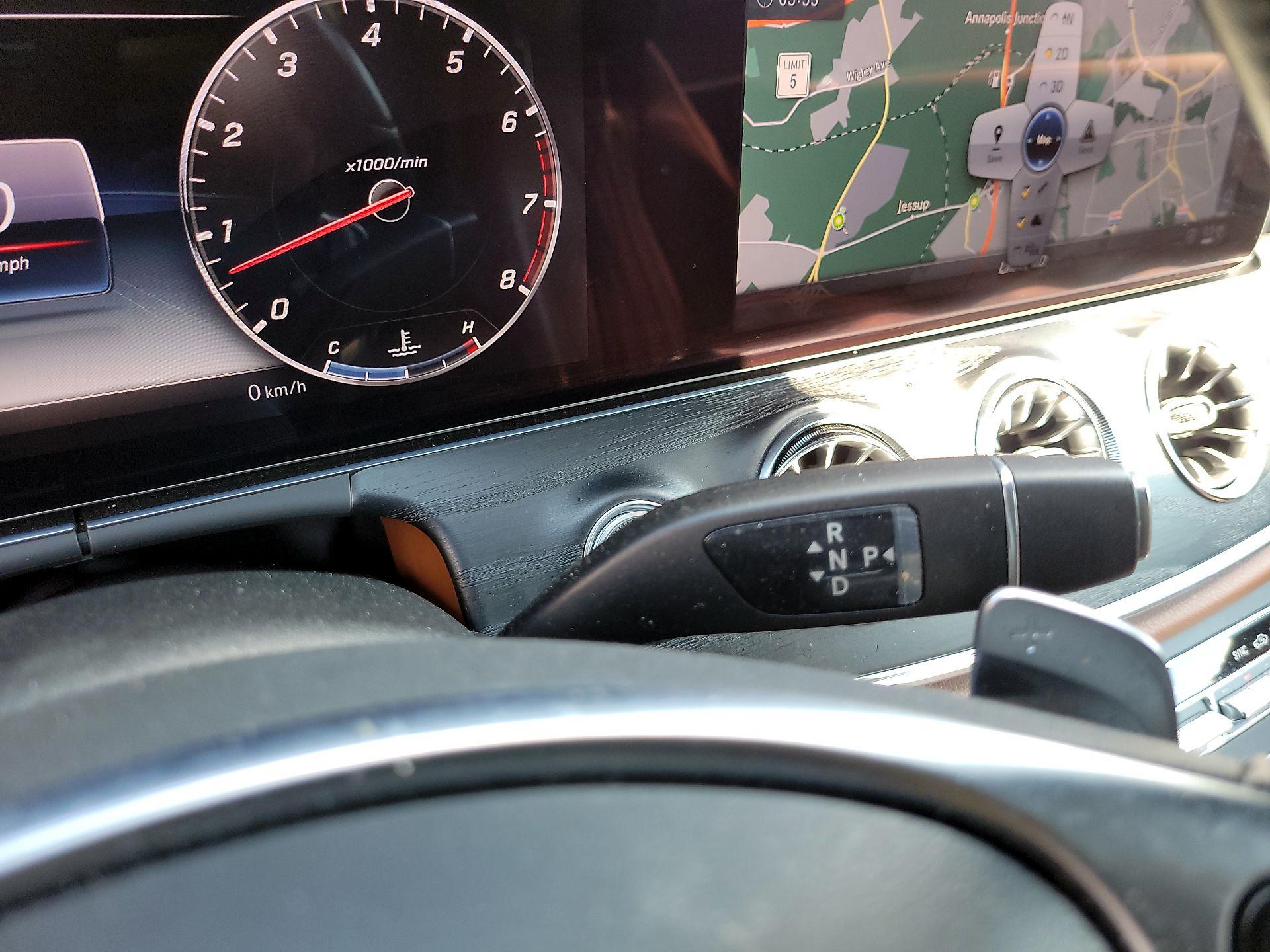 Thumbnail: 2018 Mercedes-Benz E-Class - 18