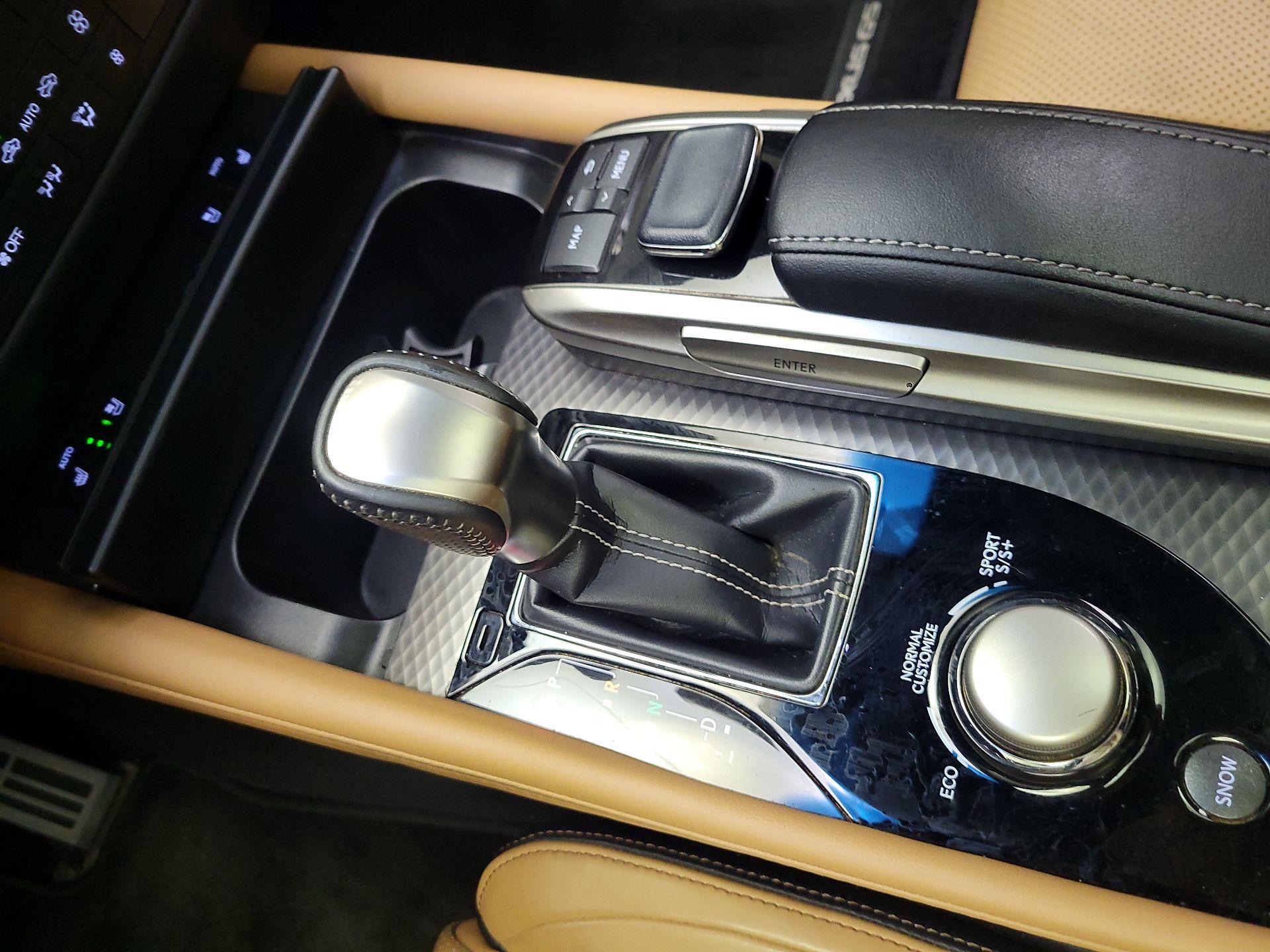 Thumbnail: 2019 Lexus GS - 18