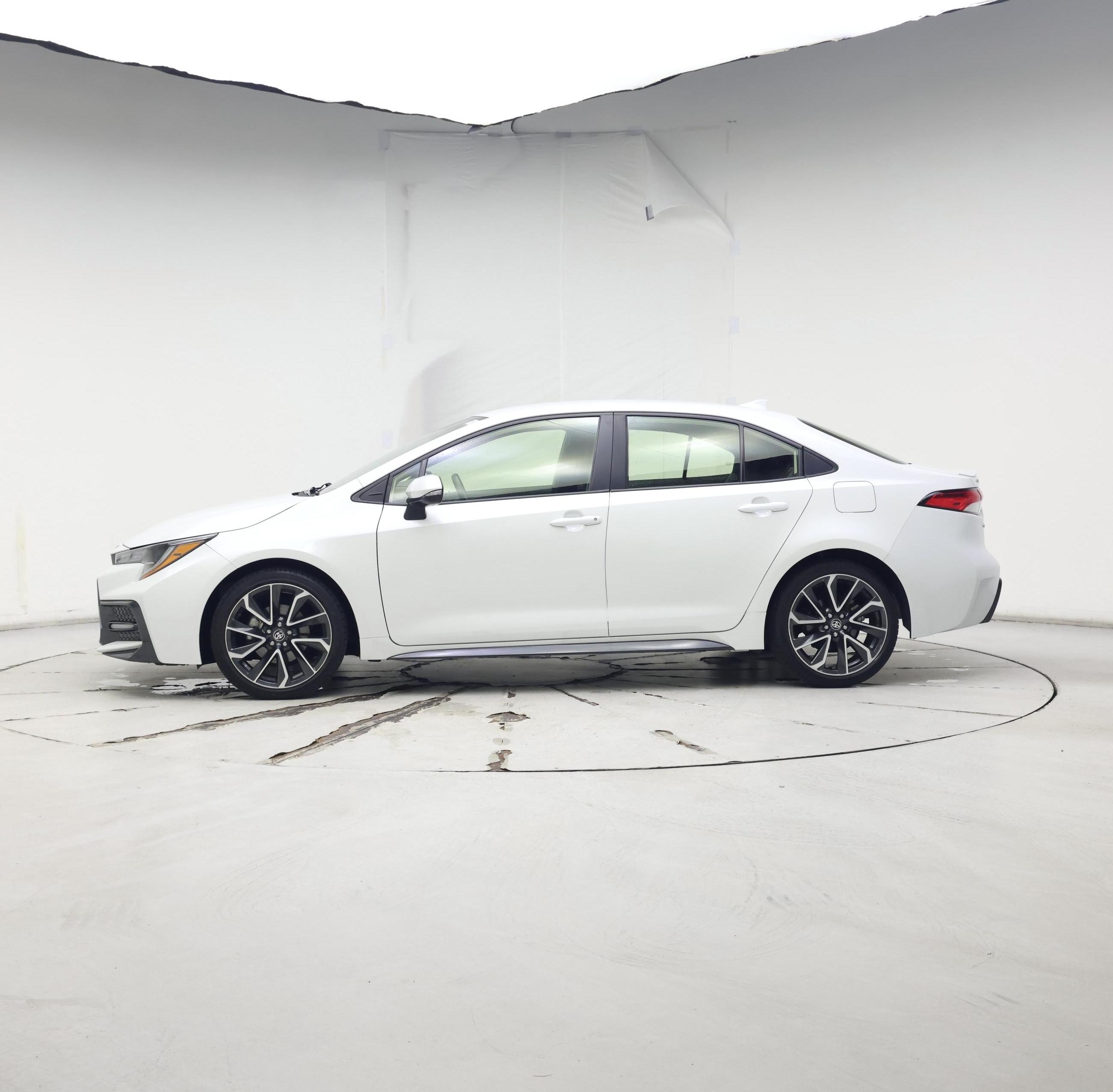 Thumbnail: 2022 Toyota Corolla - 3