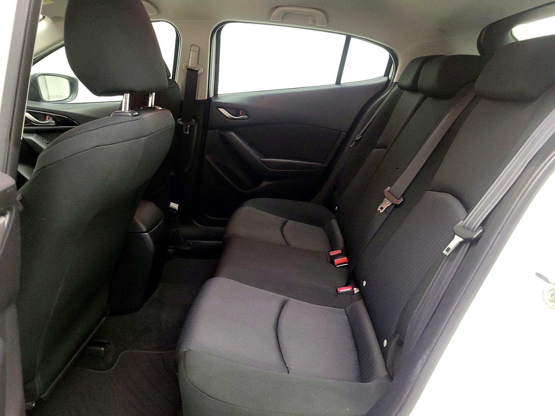 Thumbnail: 2015 Mazda Mazda3 - 18