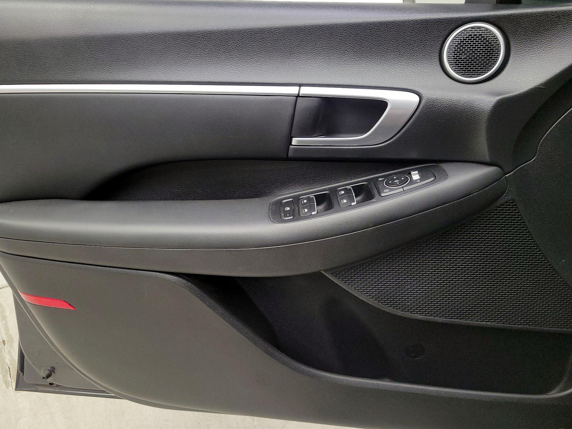 Thumbnail: 2021 Hyundai Sonata - 12