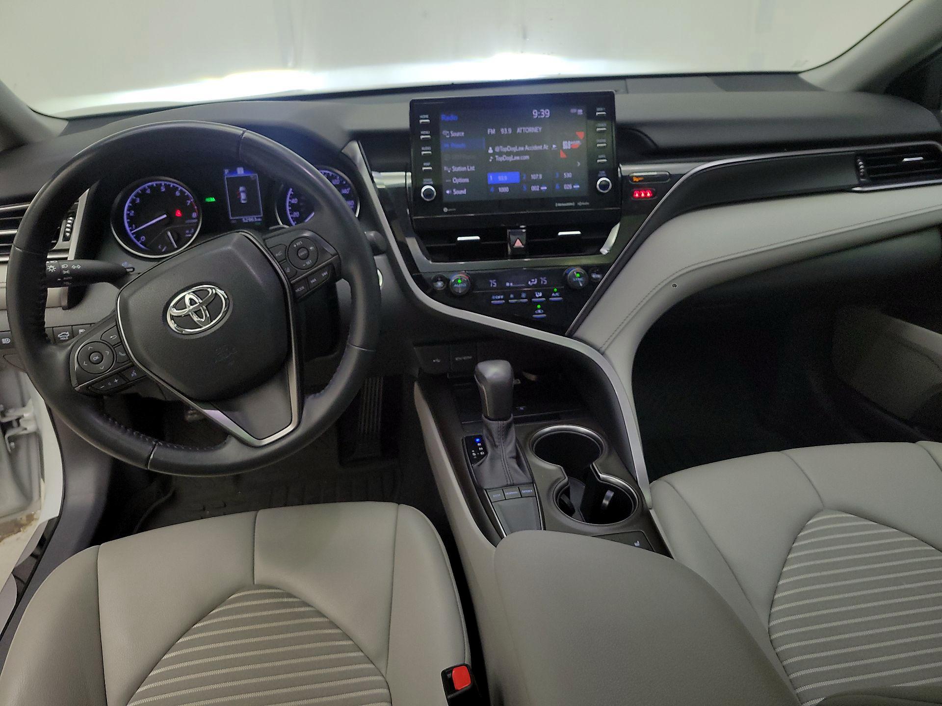 Thumbnail: 2023 Toyota Camry - 9
