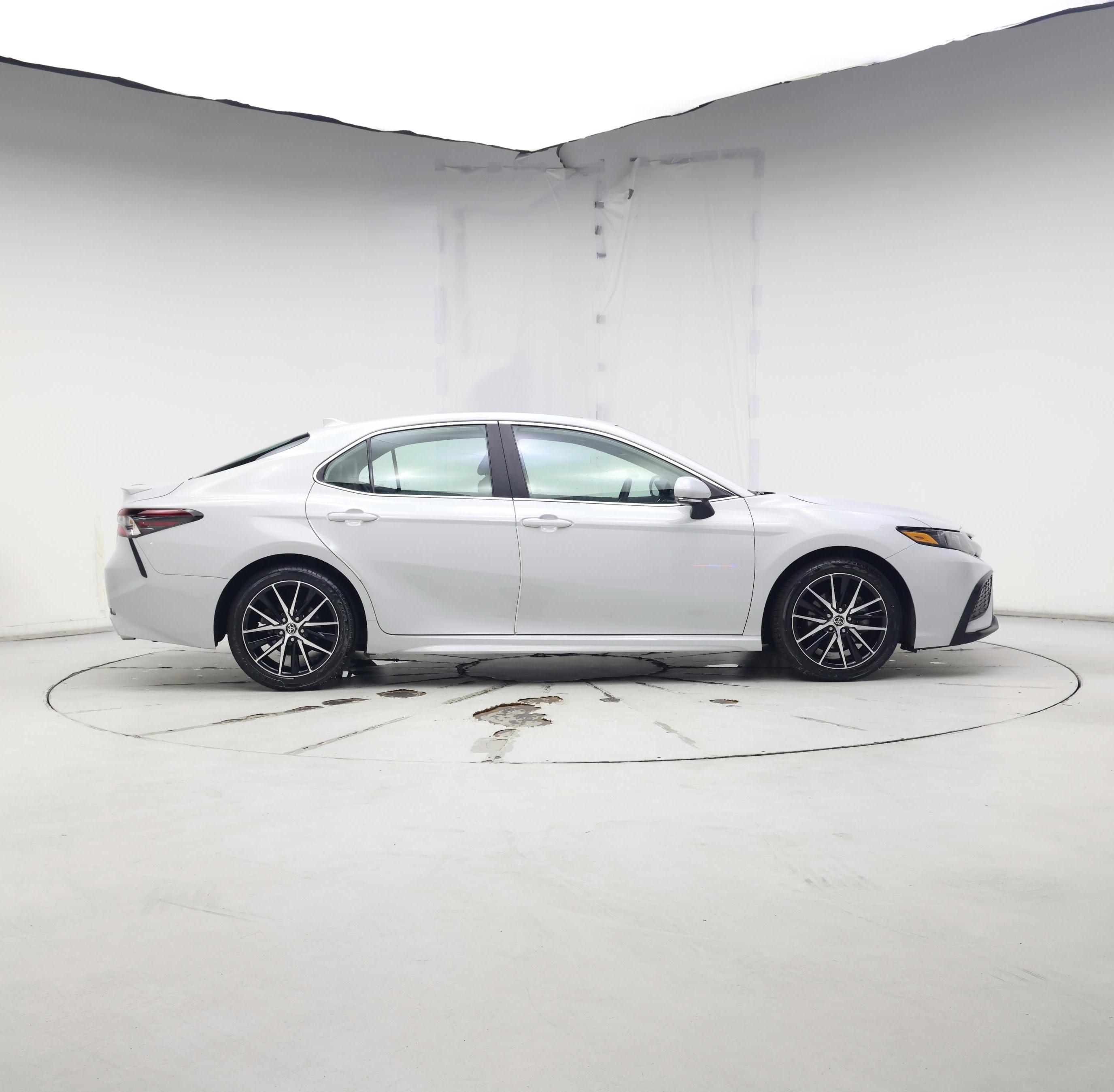 Thumbnail: 2023 Toyota Camry - 7