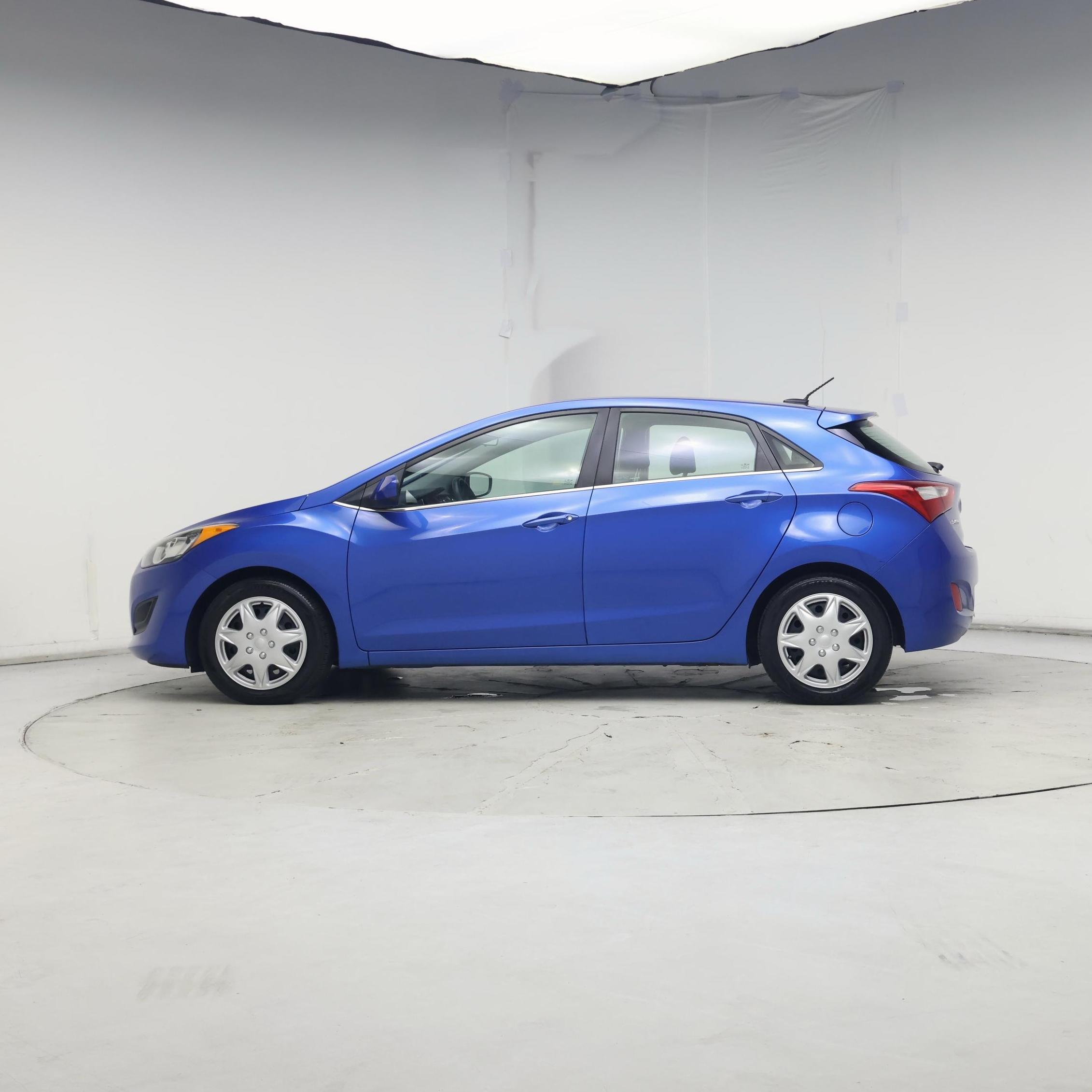 Thumbnail: 2017 Hyundai Elantra - 3