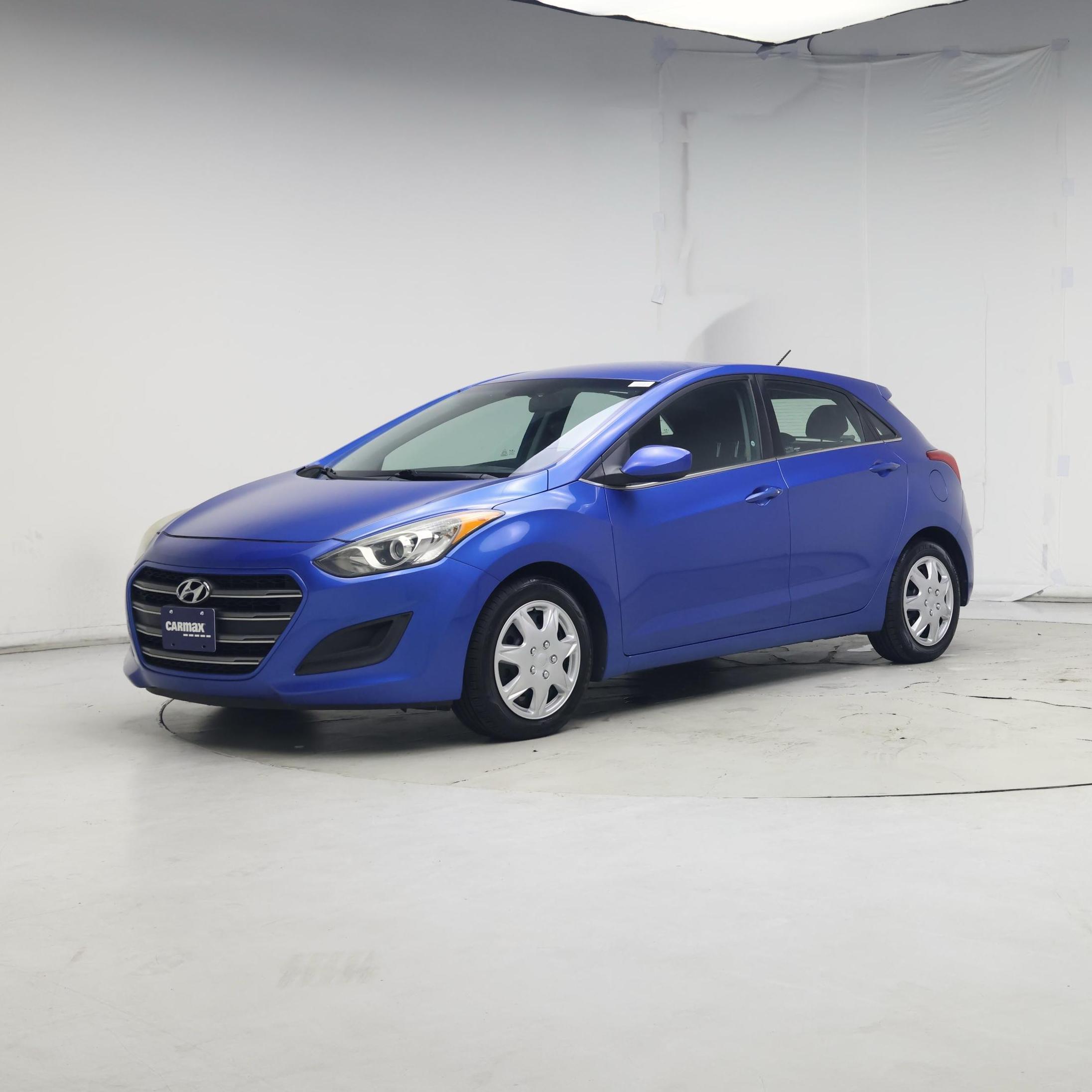 Thumbnail: 2017 Hyundai Elantra - 4