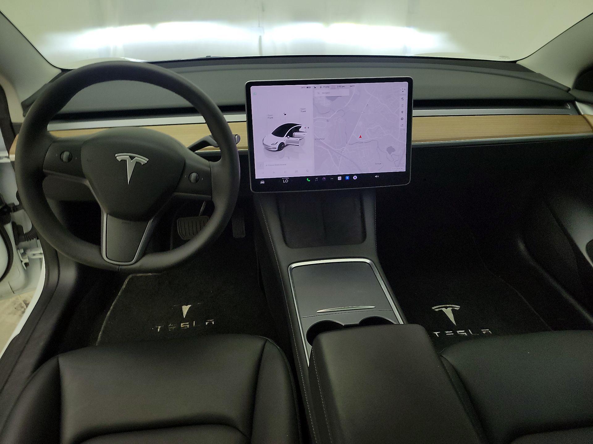 Thumbnail: 2023 Tesla Model 3 - 9