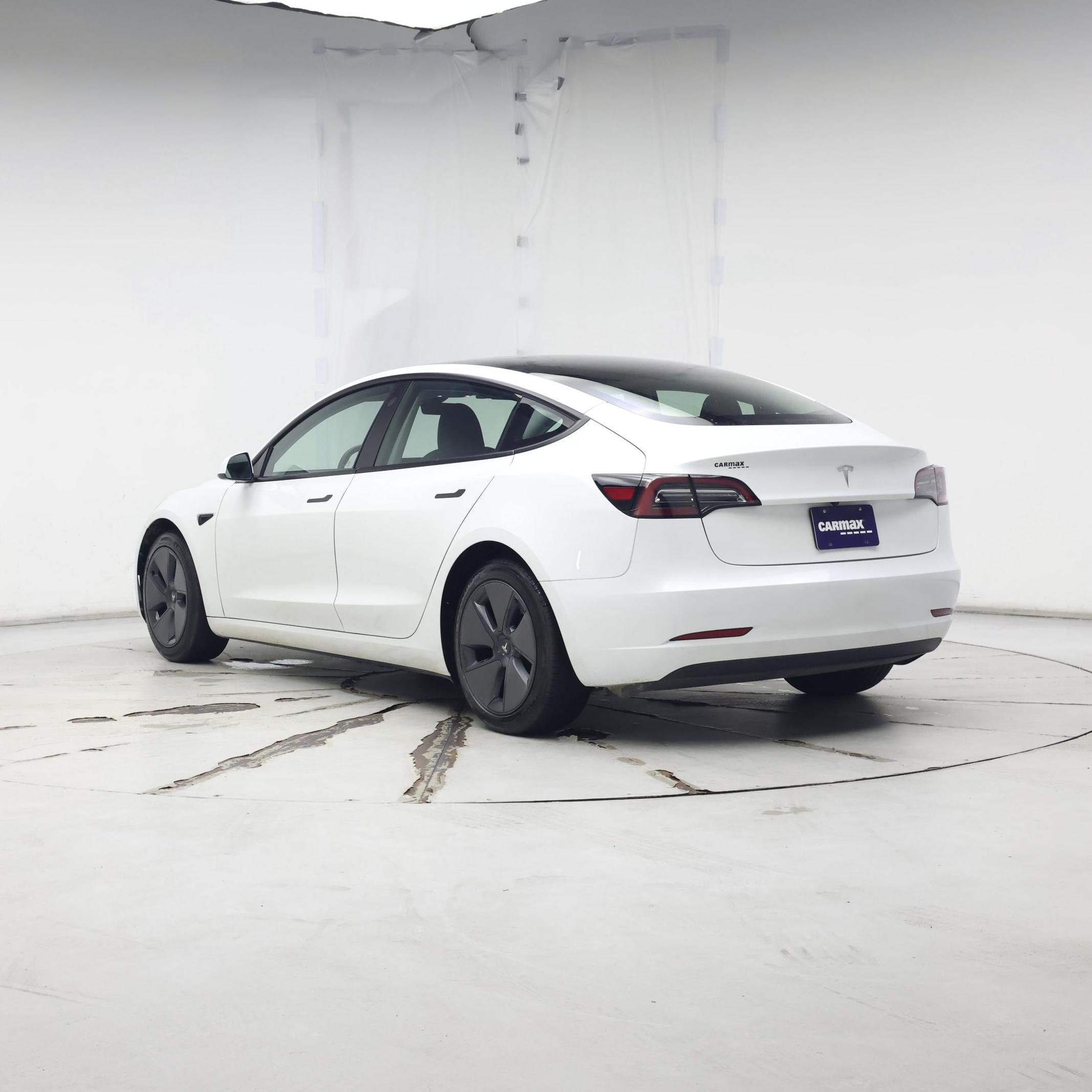 Thumbnail: 2023 Tesla Model 3 - 2