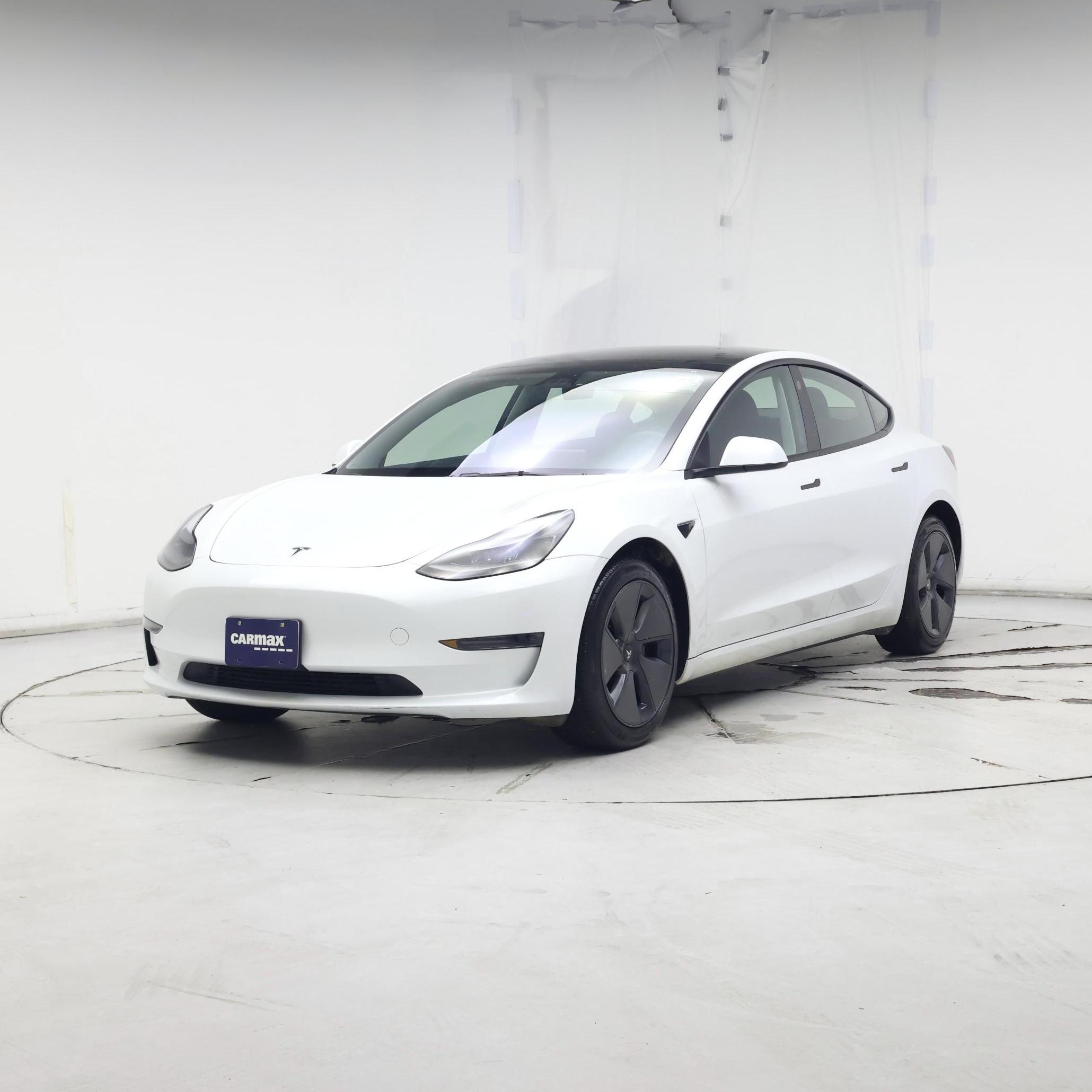 Thumbnail: 2023 Tesla Model 3 - 4