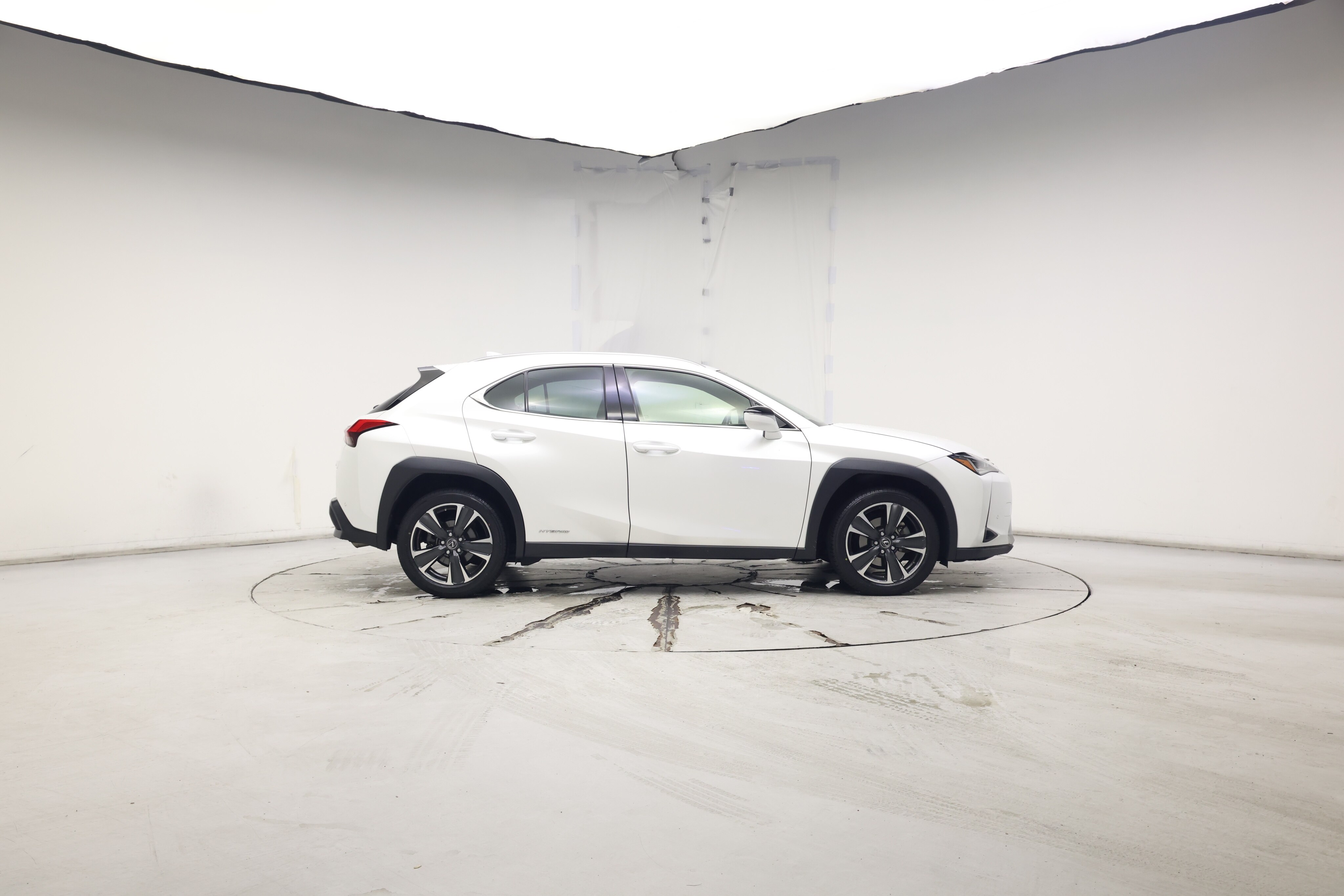 Thumbnail: 2020 Lexus UX - 7