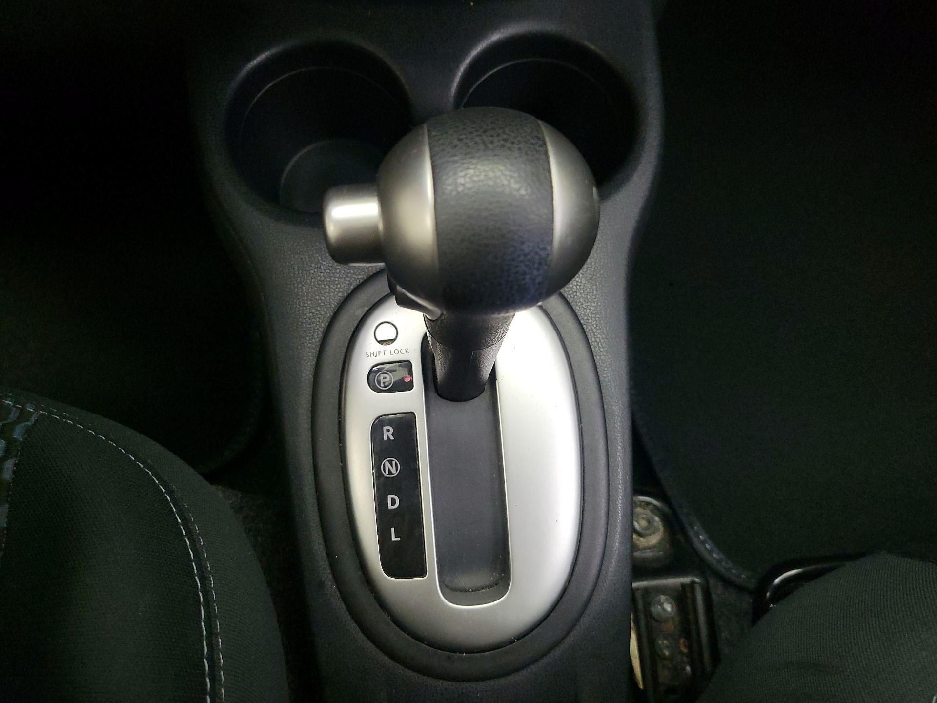 Thumbnail: 2015 Nissan Versa Note - 18